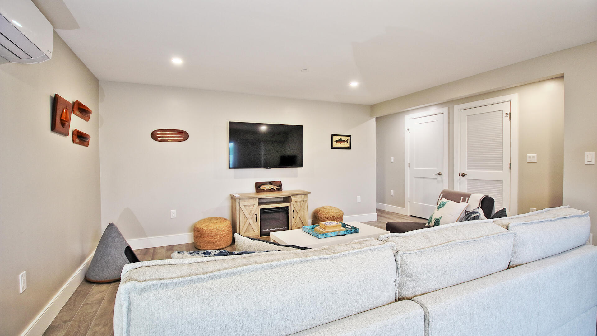 9 Chase Avenue # 6 Unit: U-6