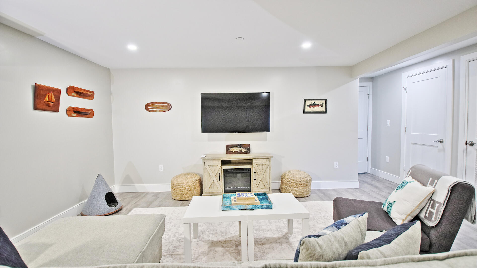 9 Chase Avenue # 6 Unit: U-6