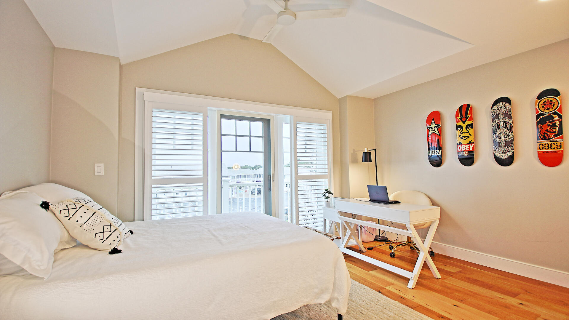 9 Chase Avenue # 6 Unit: U-6