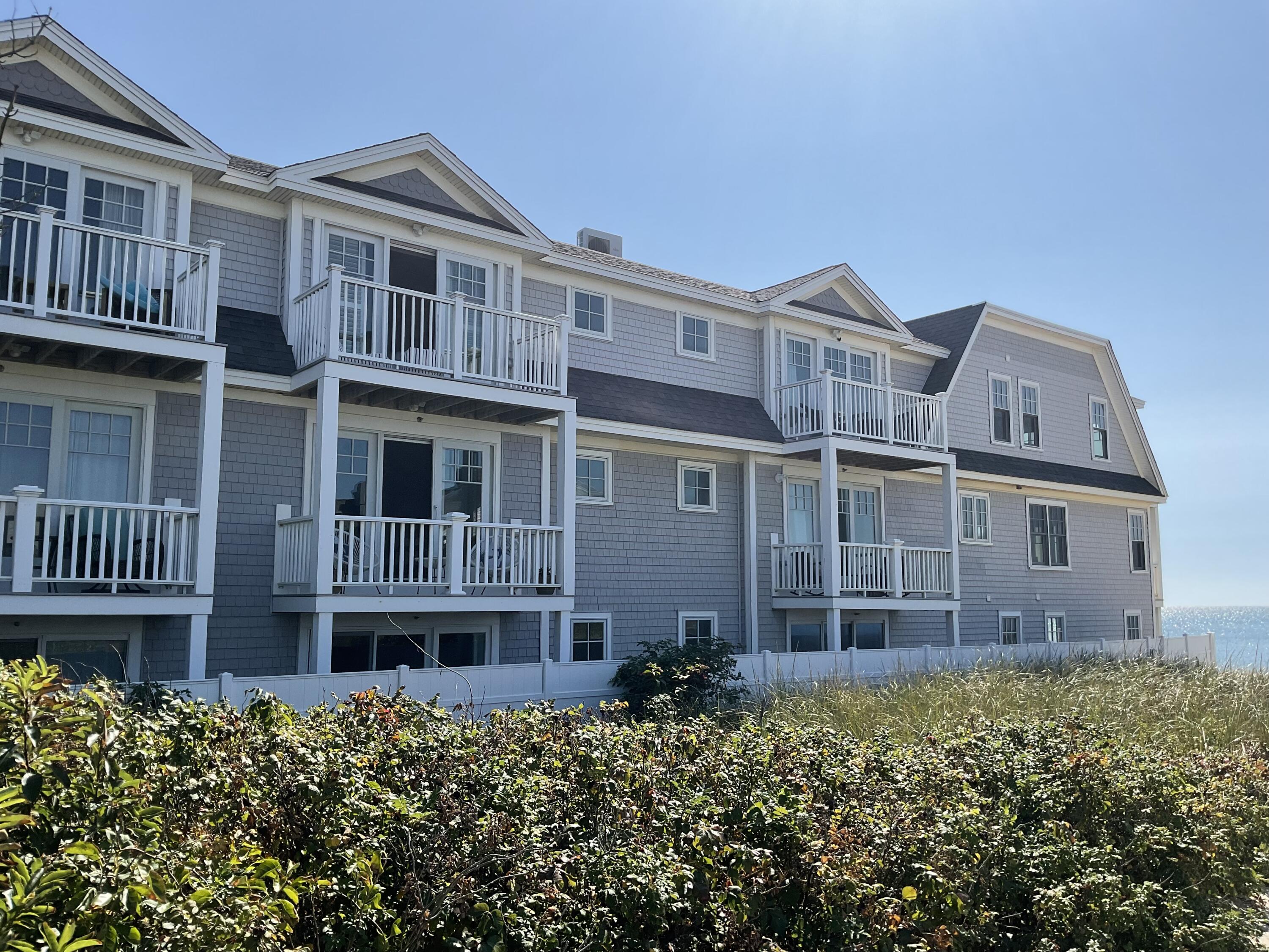 9 Chase Avenue # 6 Unit: U-6