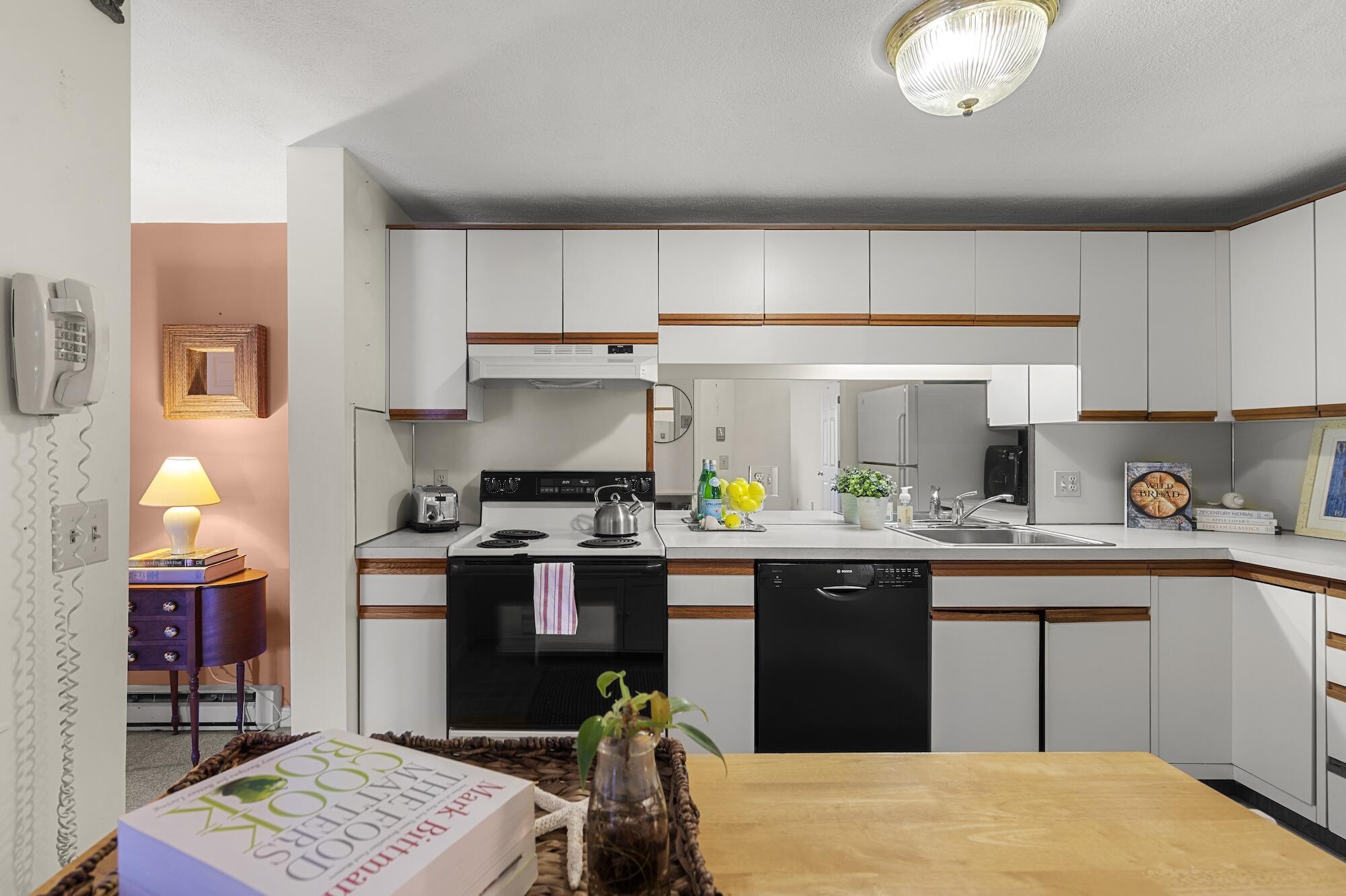 3 Hilltop Drive UNIT 3