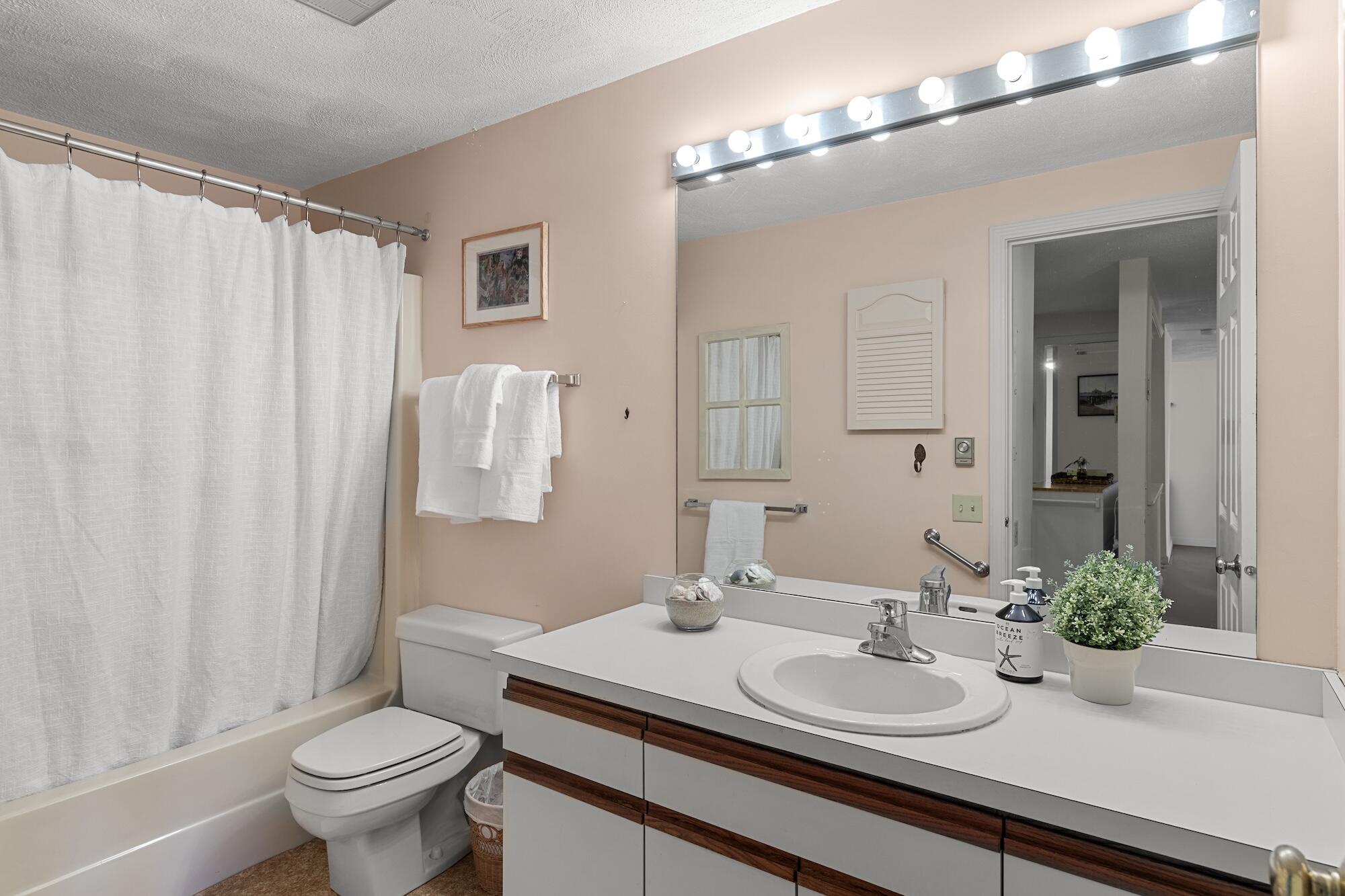 3 Hilltop Drive UNIT 3