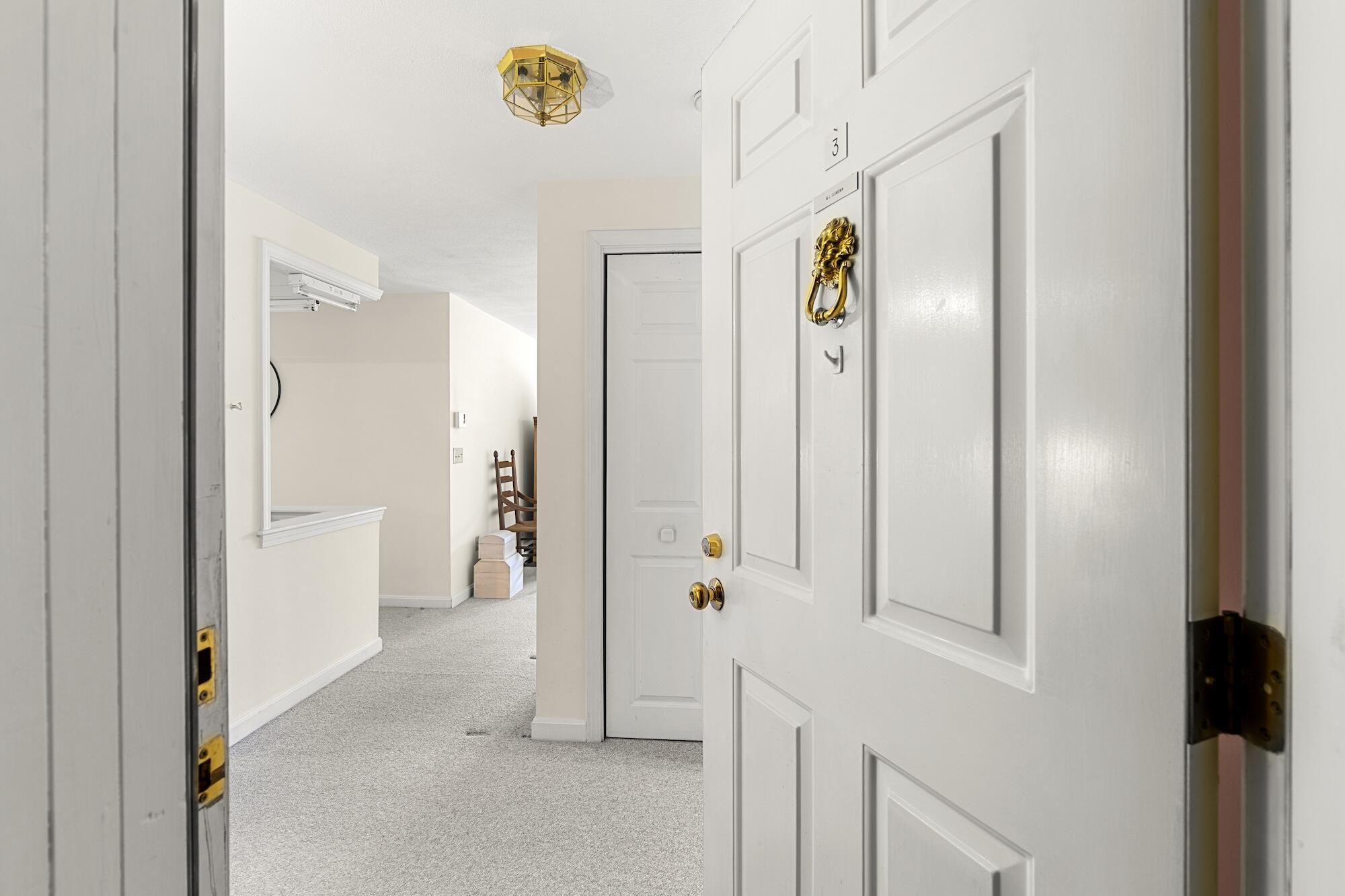 3 Hilltop Drive UNIT 3
