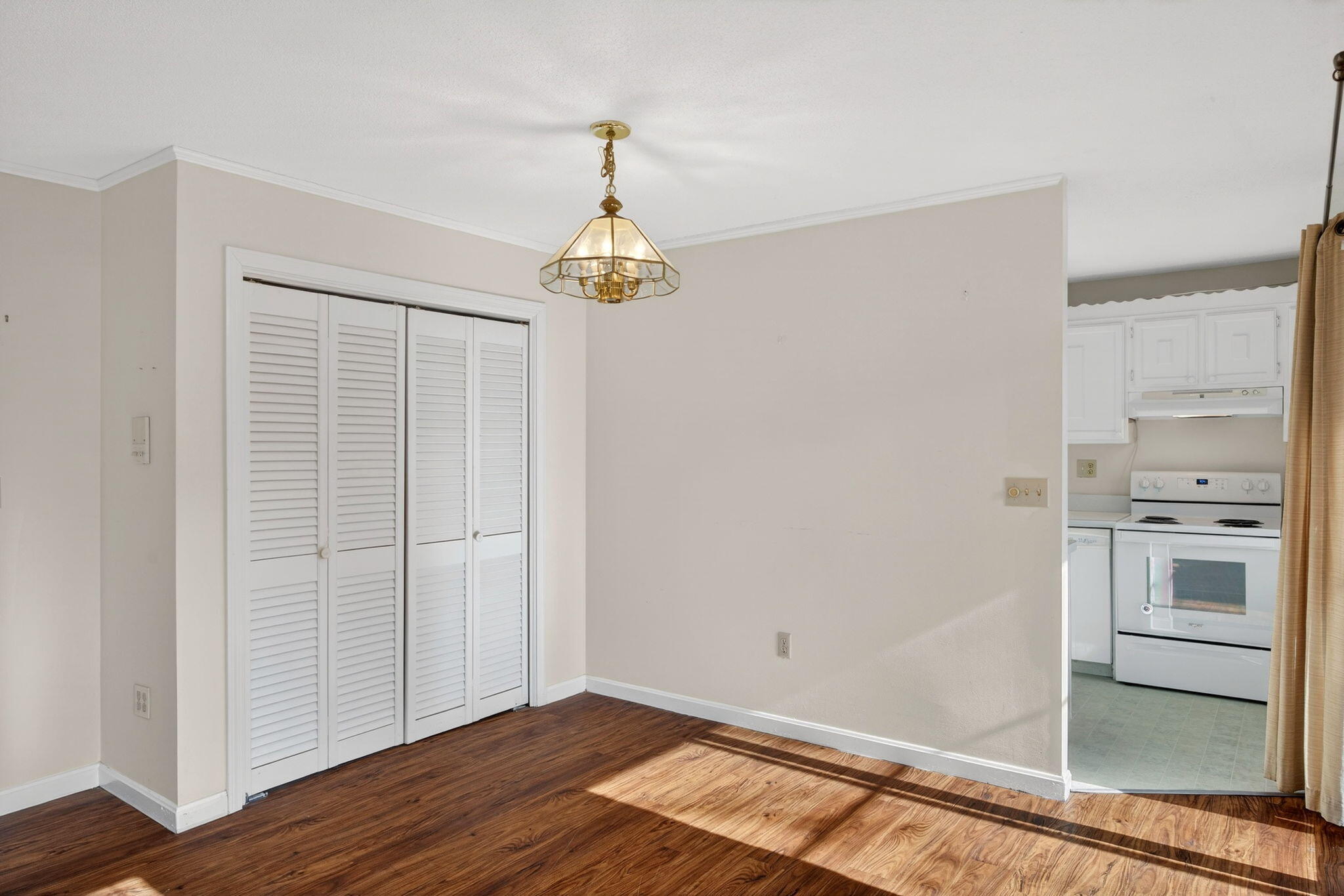 14 Harold Street APT 14E