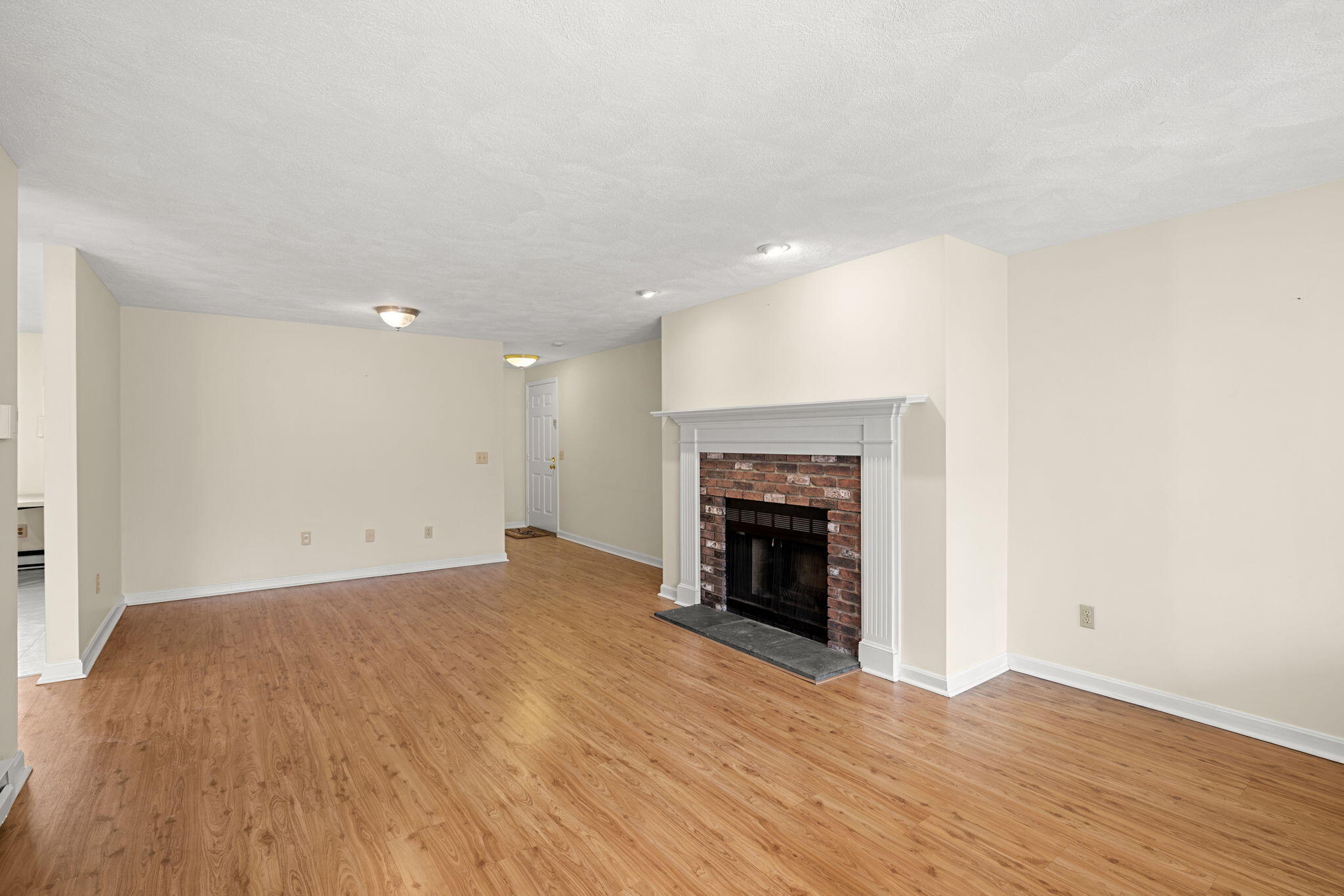 16 Hilltop Drive UNIT 16