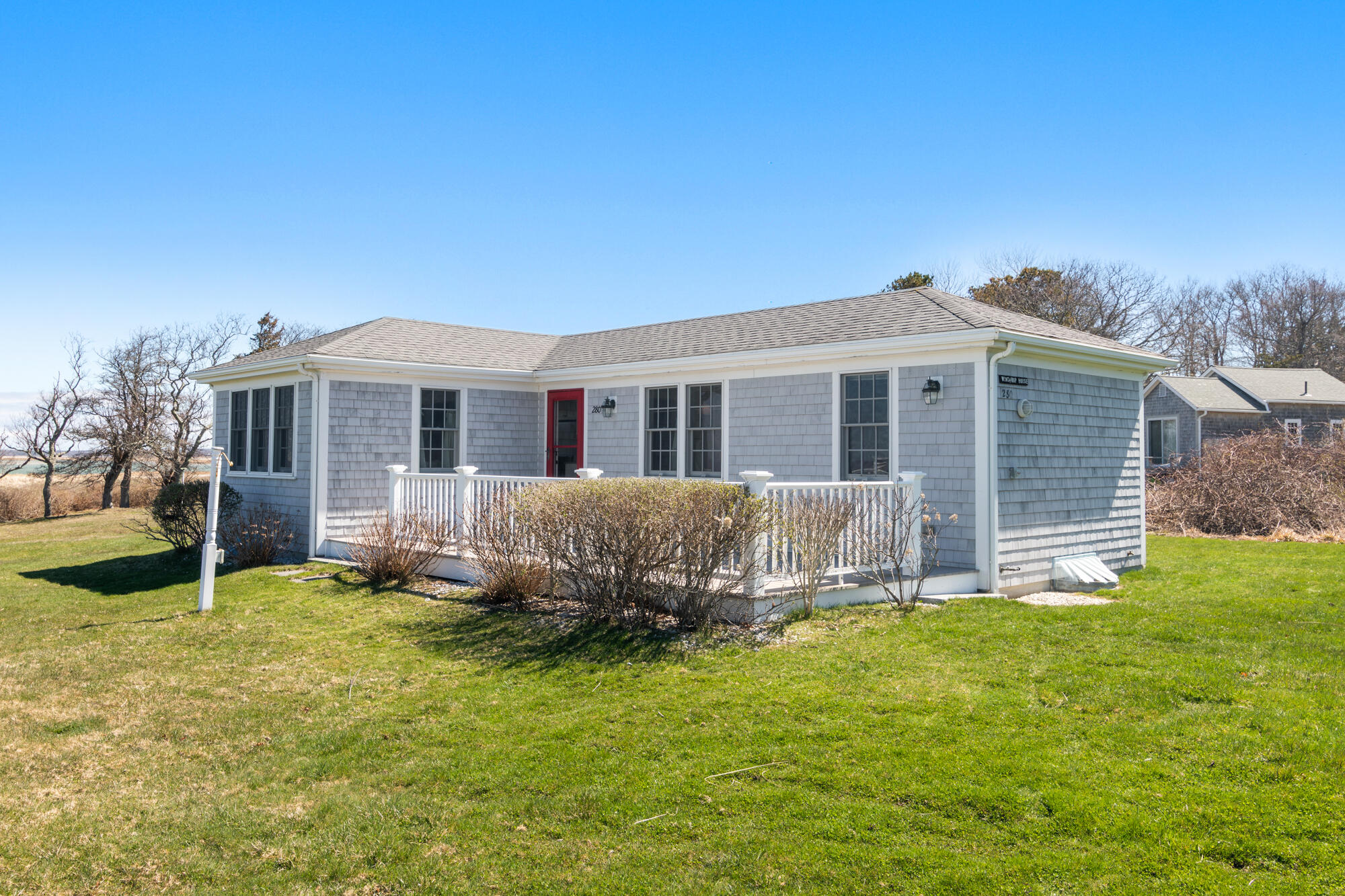 280 Harbor Point Road