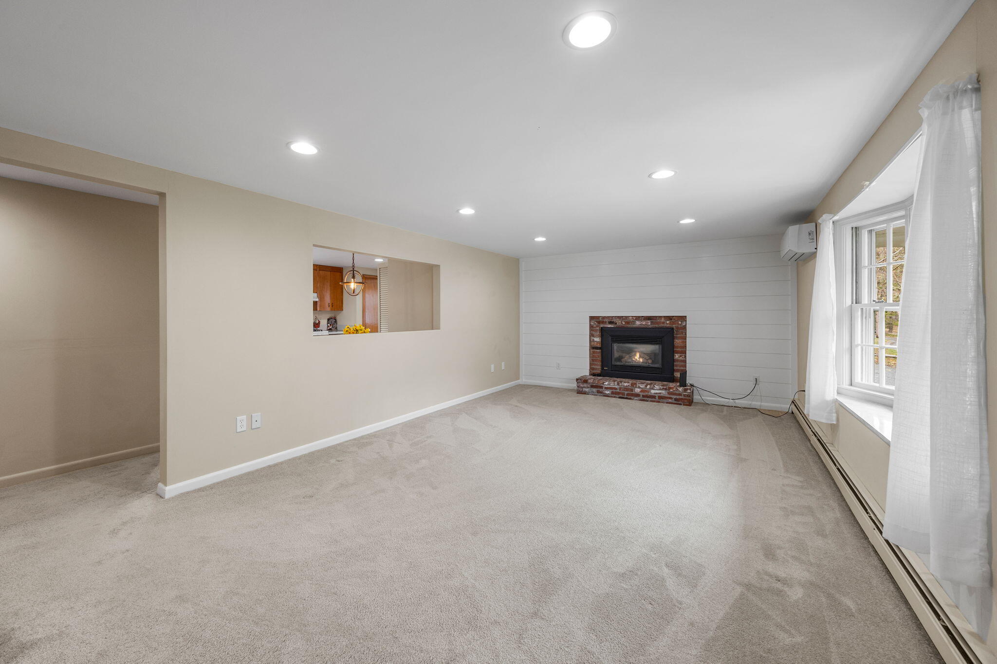 61 Oak Hill Road