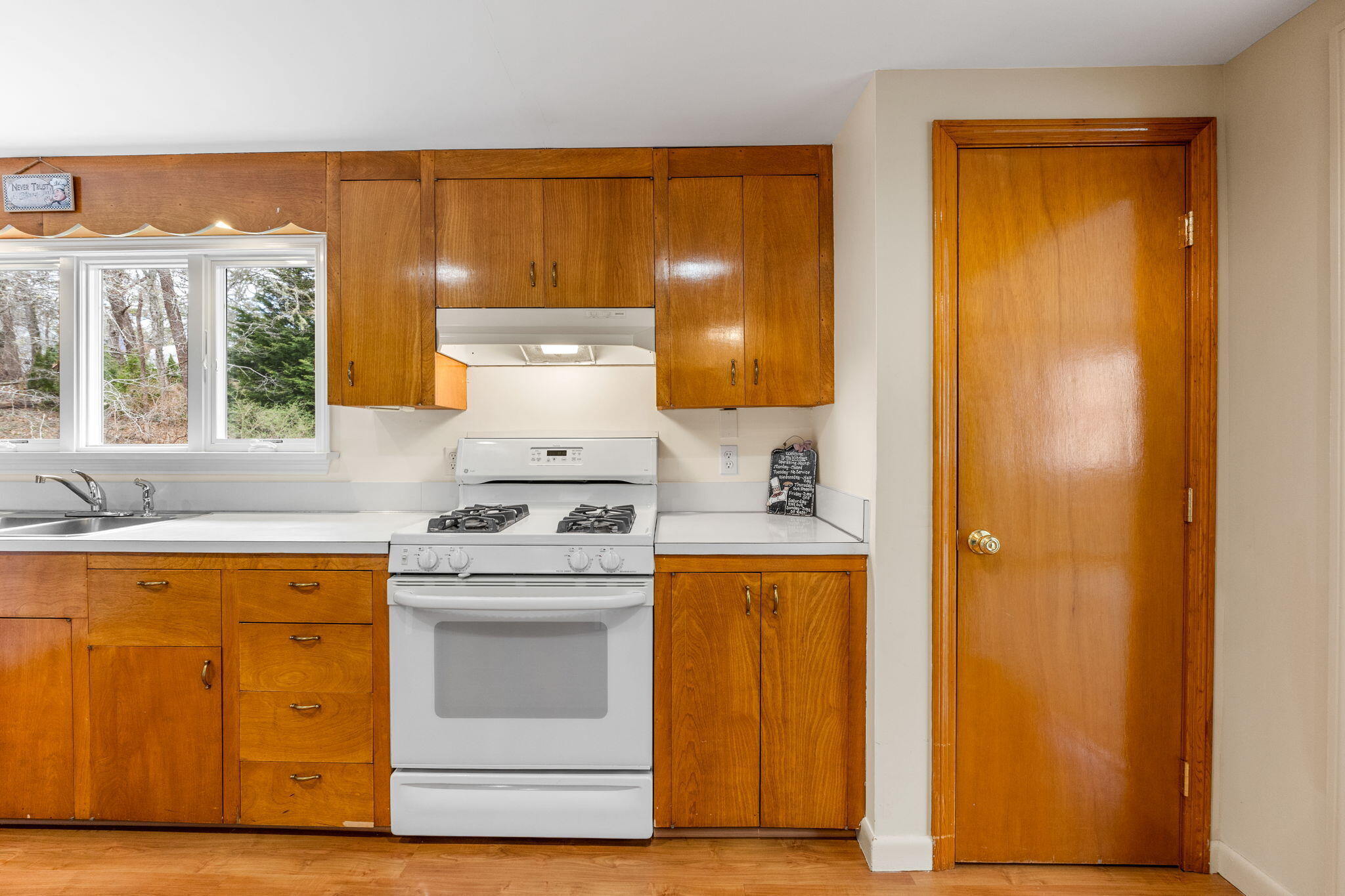 61 Oak Hill Road