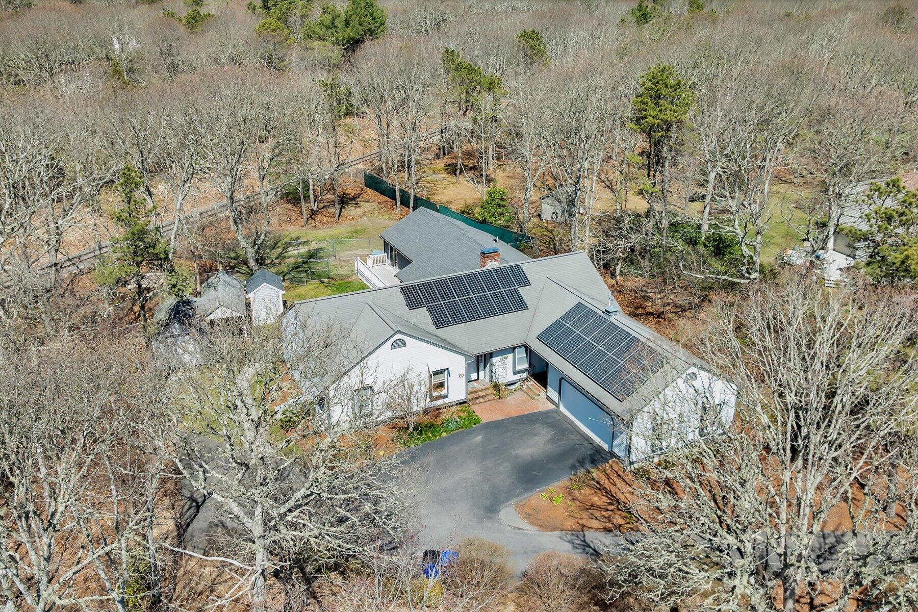52 Clubhouse Drive