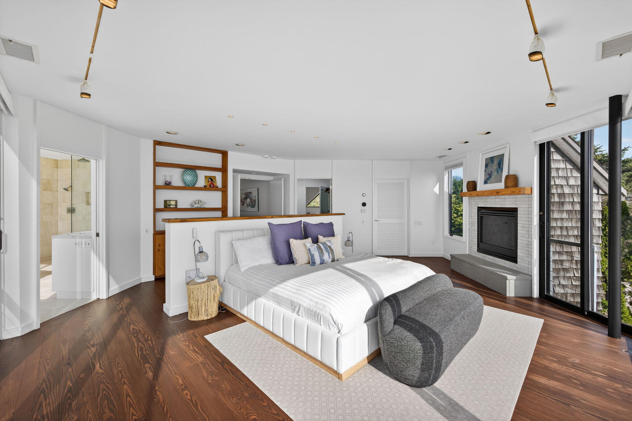 38 Indian Trail