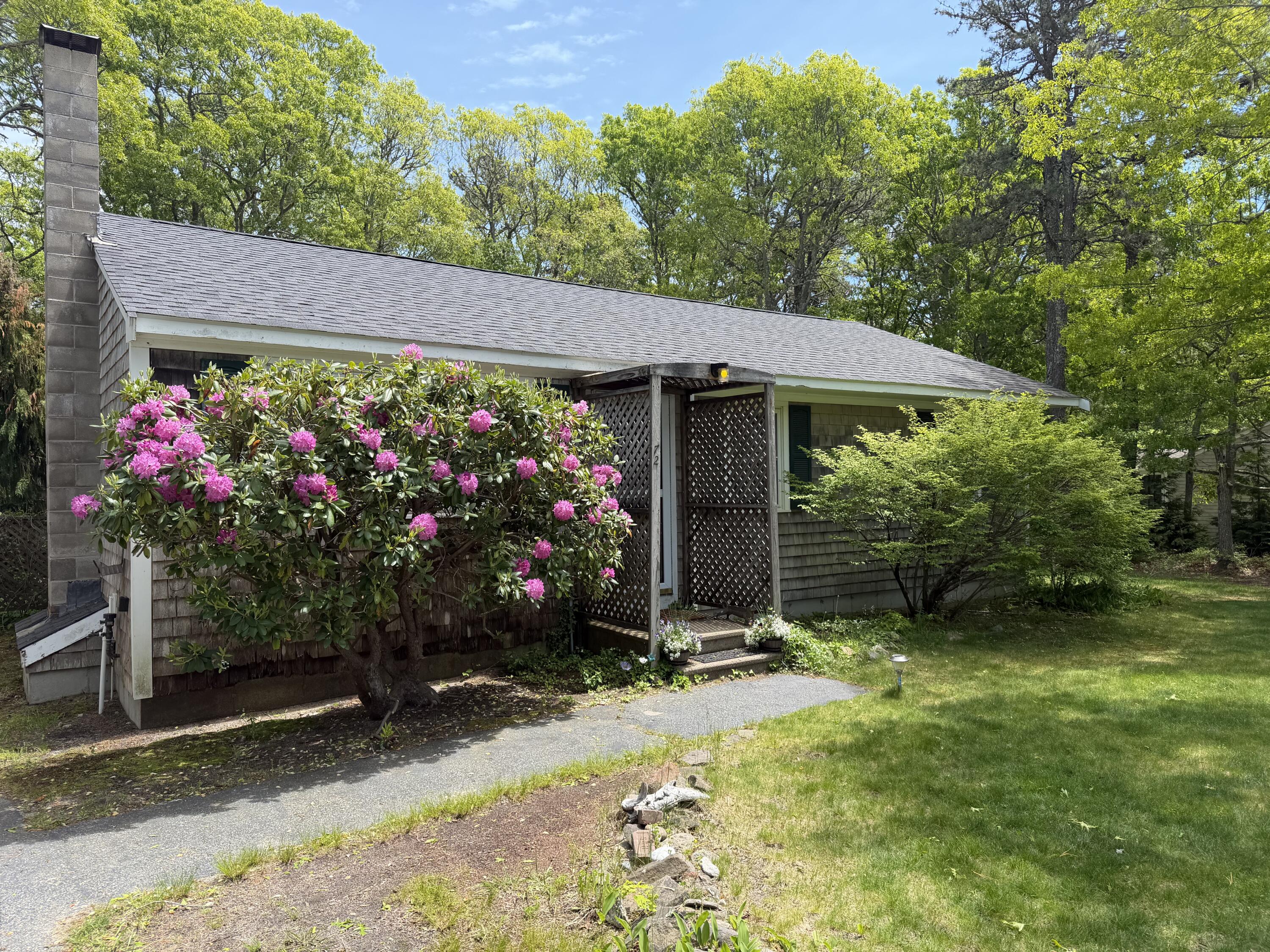 72 W Tupelo Drive