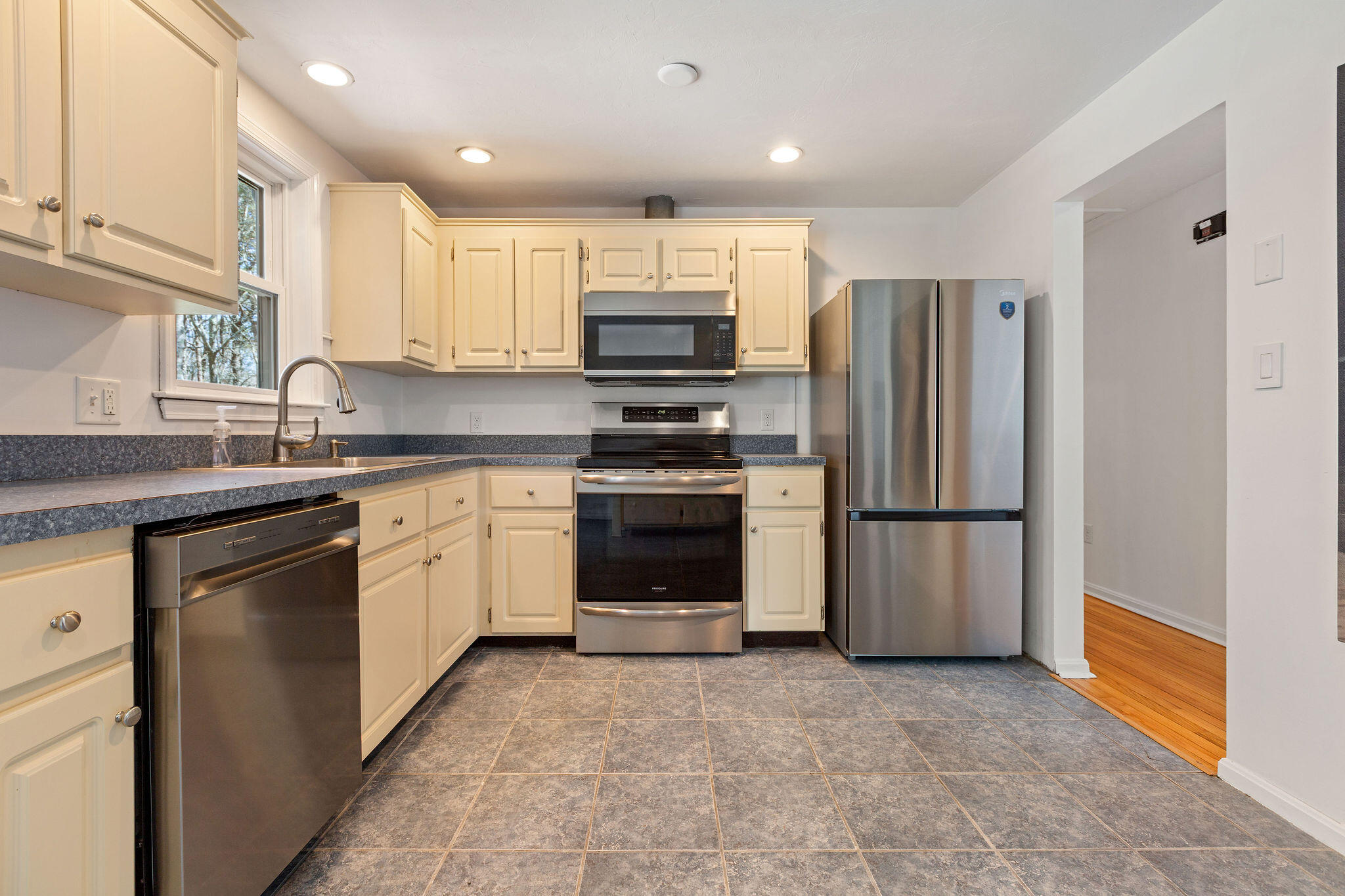 72 W Tupelo Drive