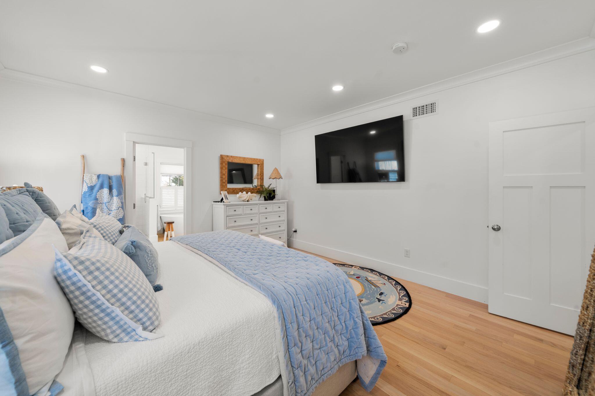 1014 Route 6A