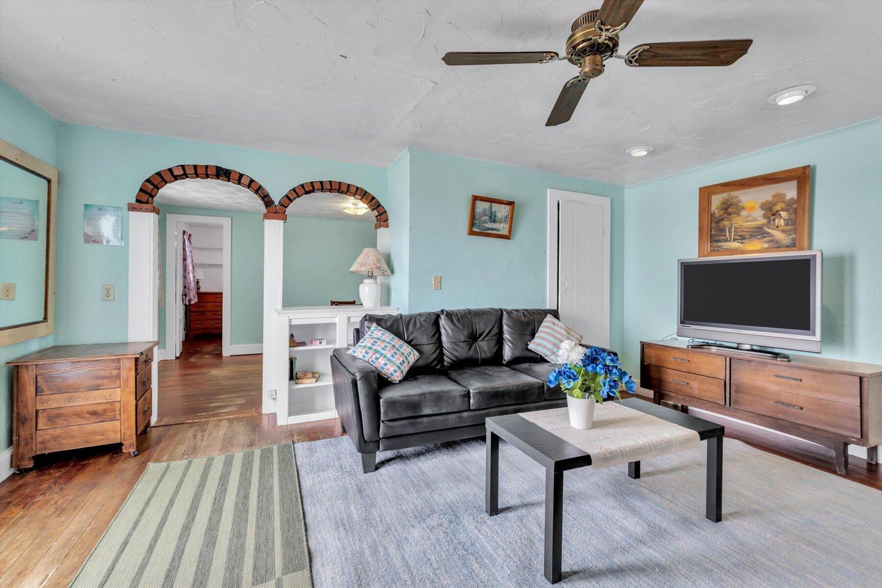 321 Shore Road UNIT 14s