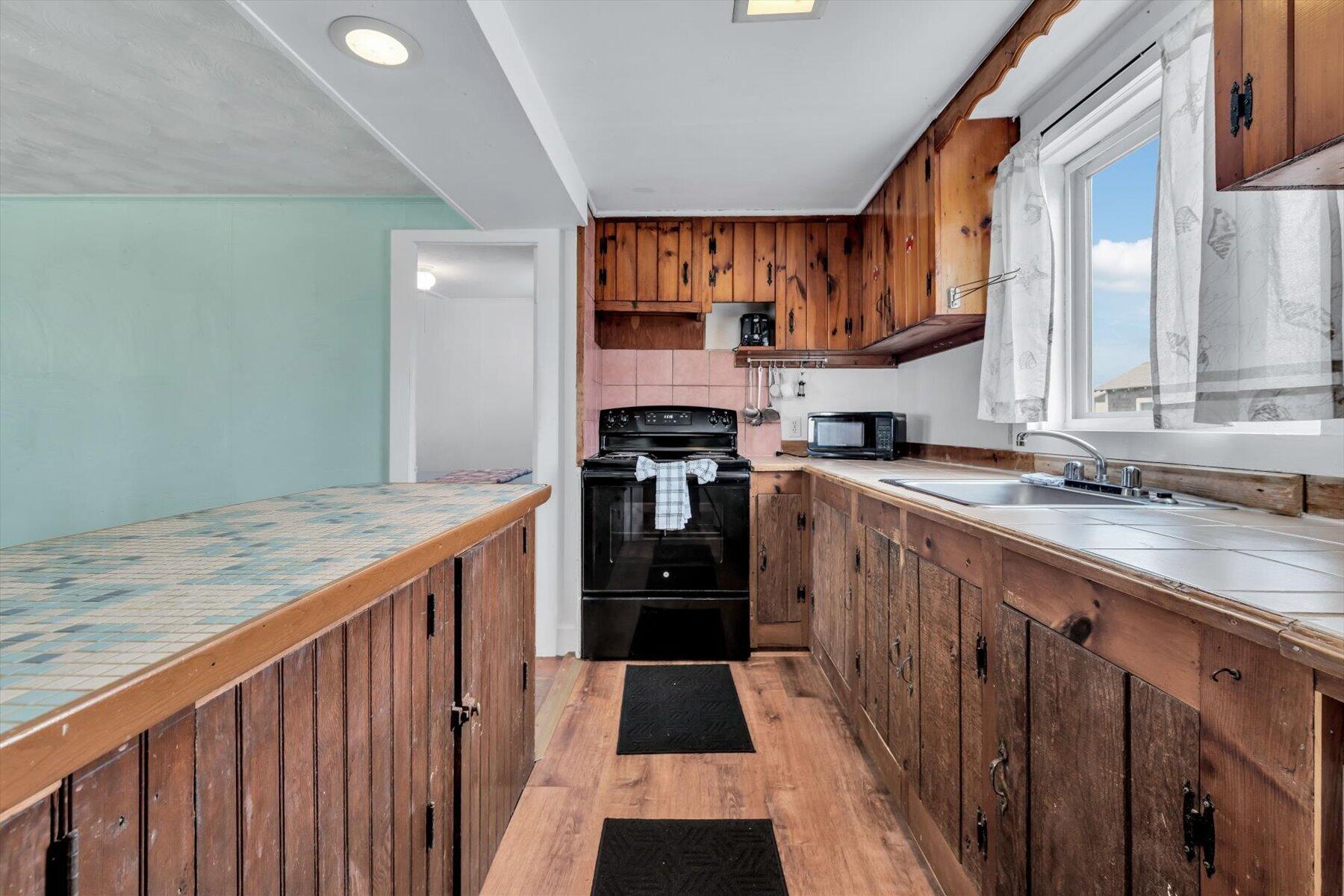 321 Shore Road UNIT 14s