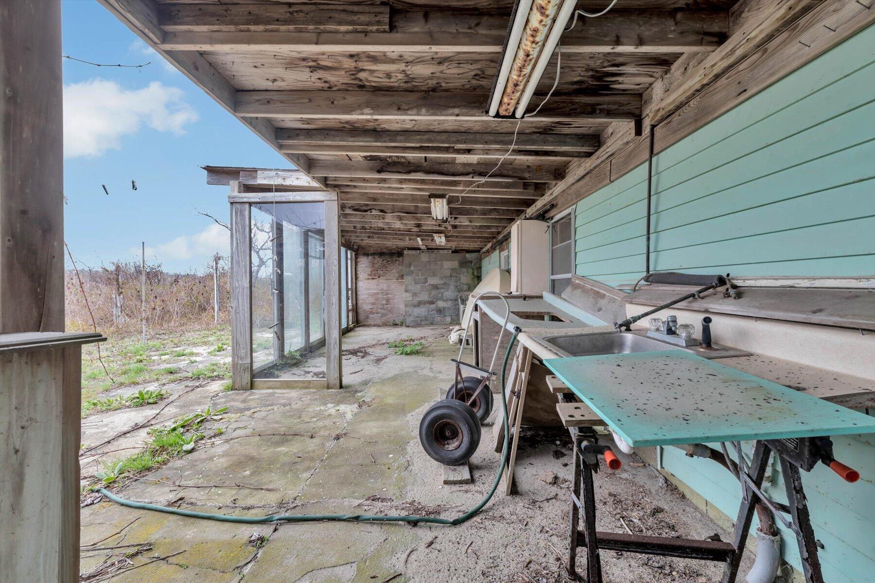 321 Shore Road UNIT 14s