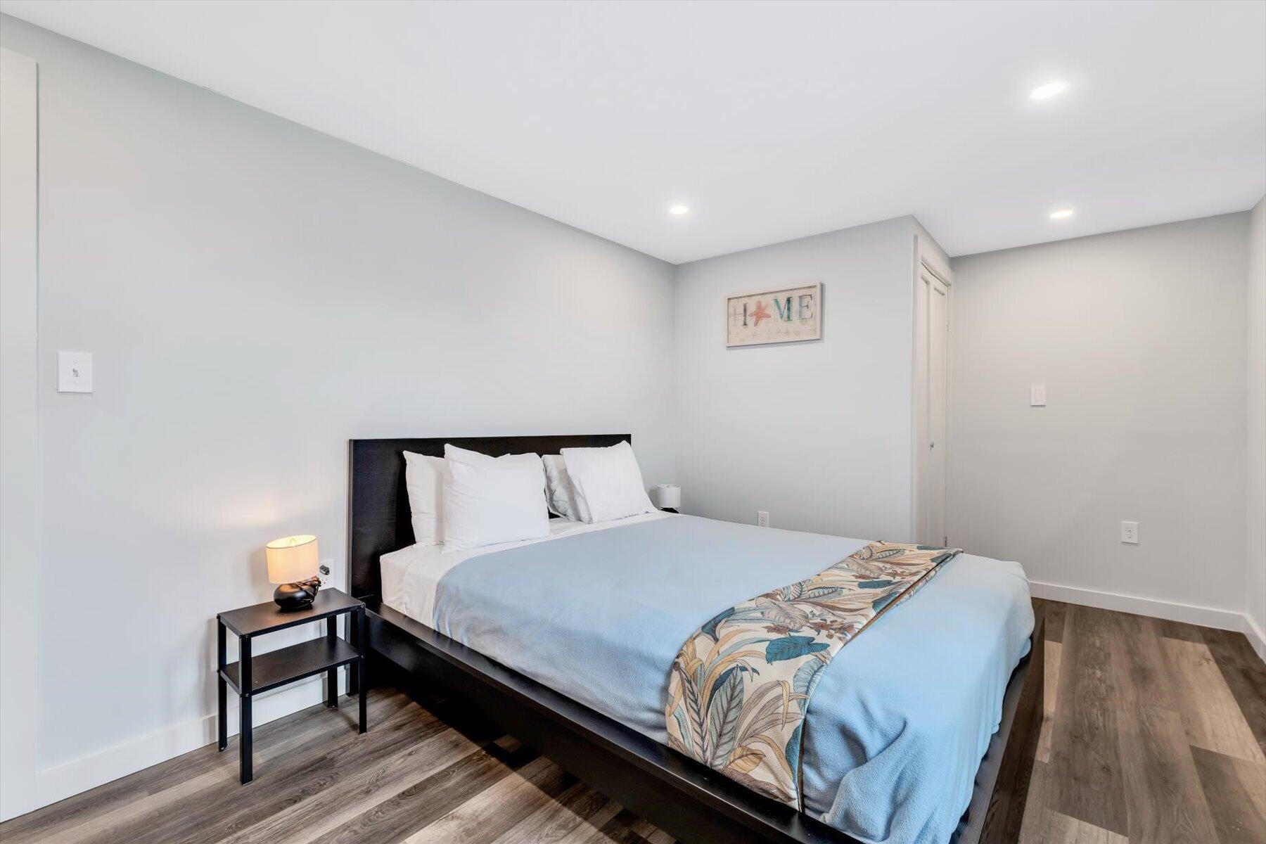 321 Shore Road UNIT 15s