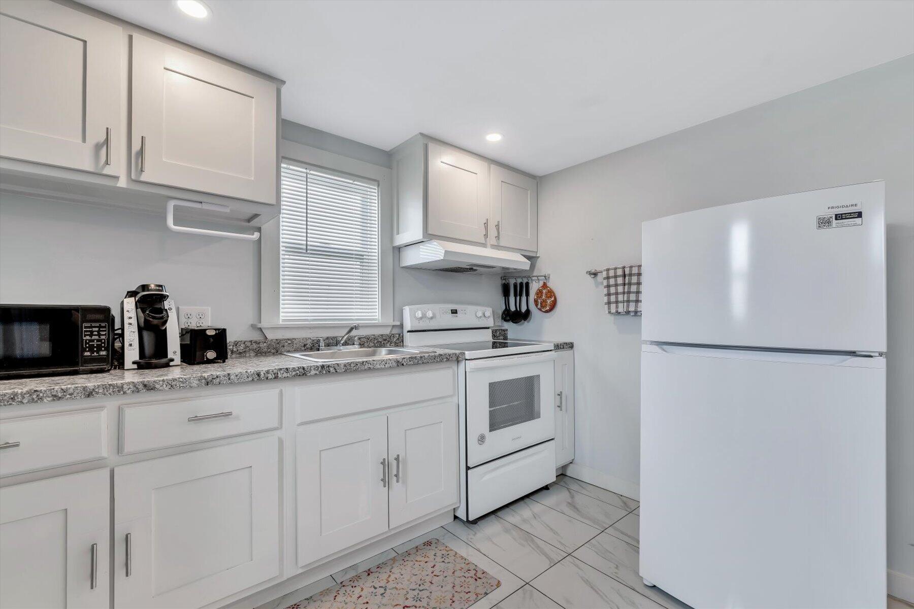 321 Shore Road # 16 Unit: #14s-15s-16