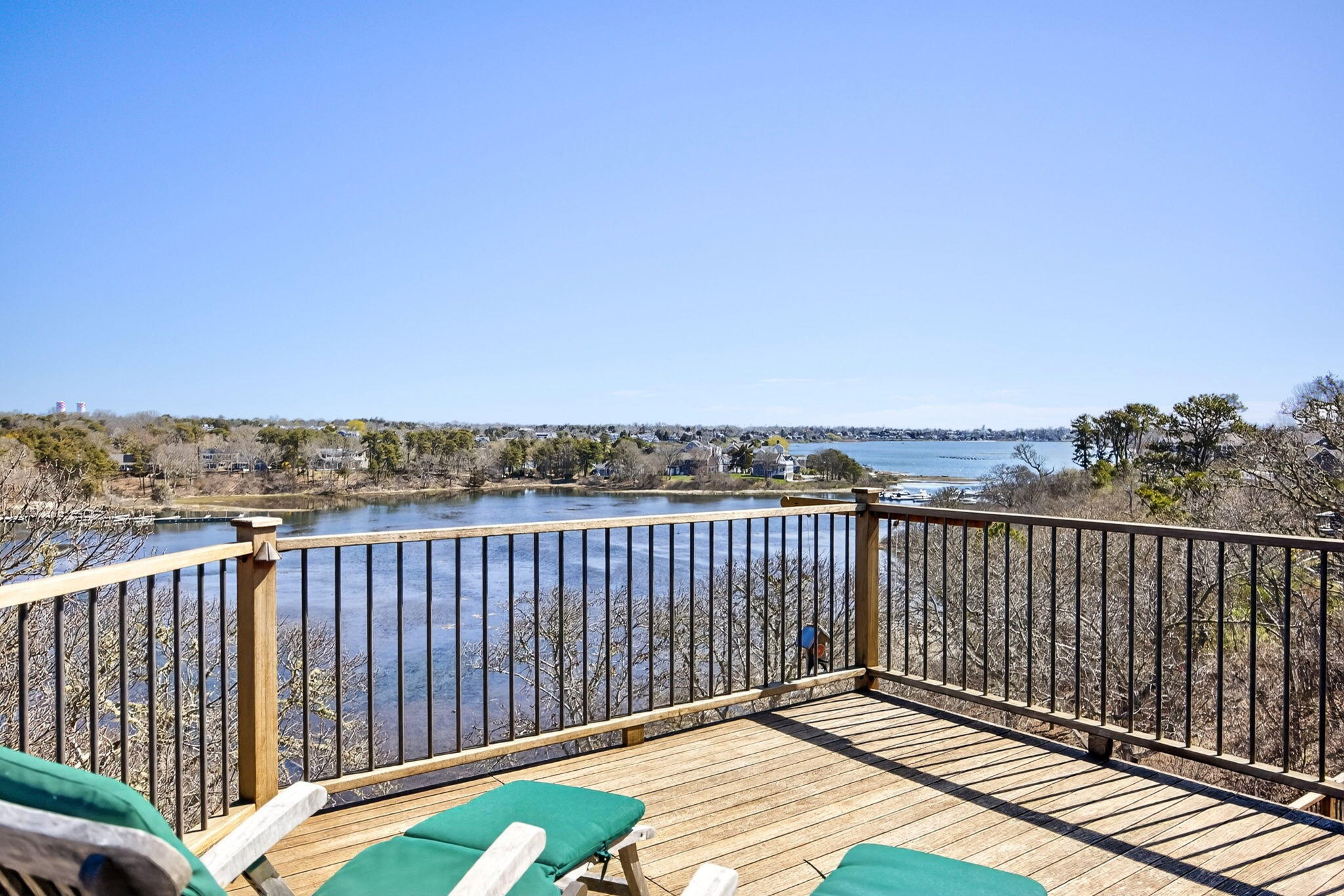 7 Squanto Drive