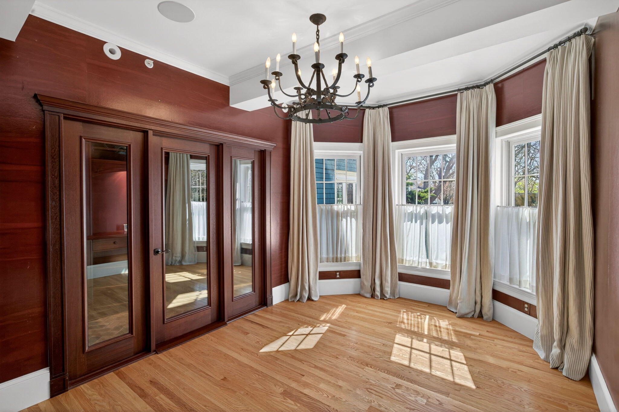 528 Main Street # 4 Unit: 2, 3, 4