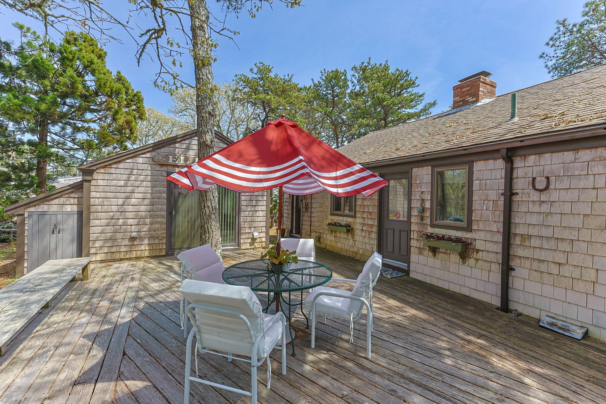 2 Brettwood Road