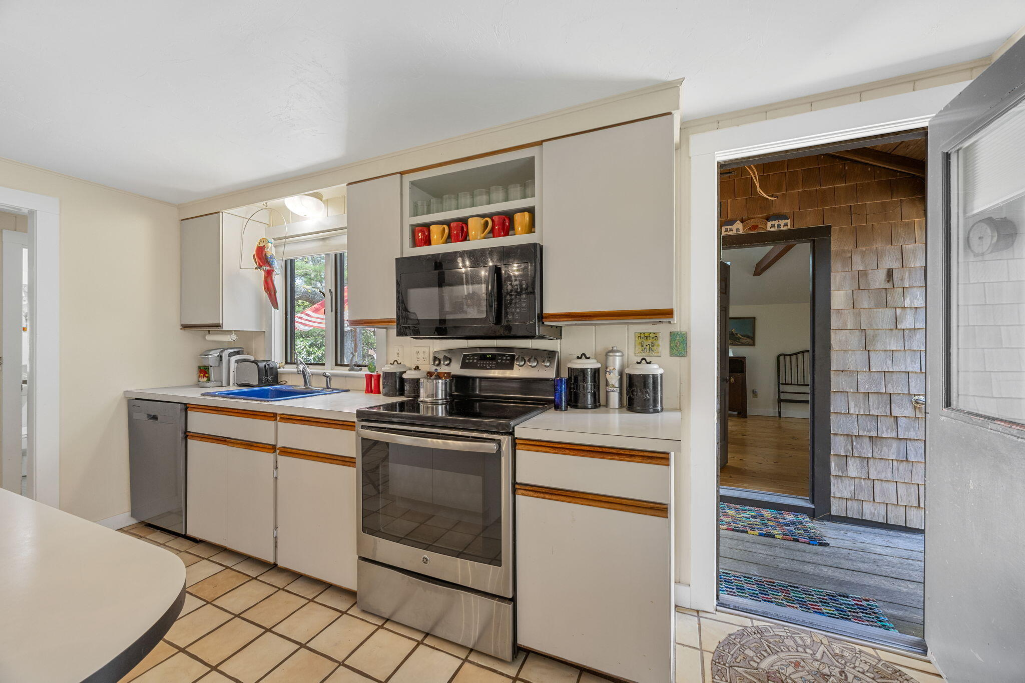 2 Brettwood Road