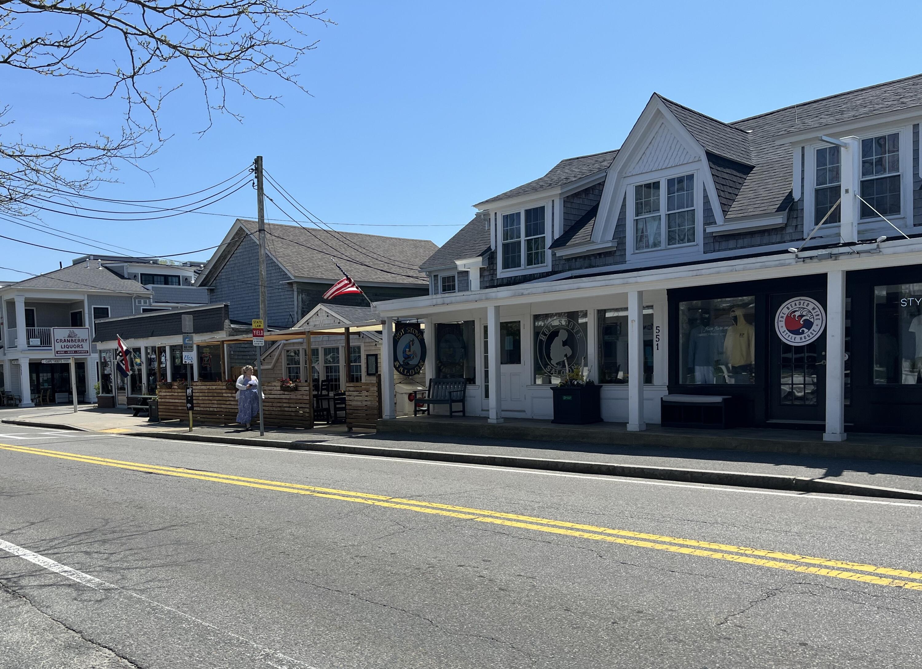 2 Brettwood Road