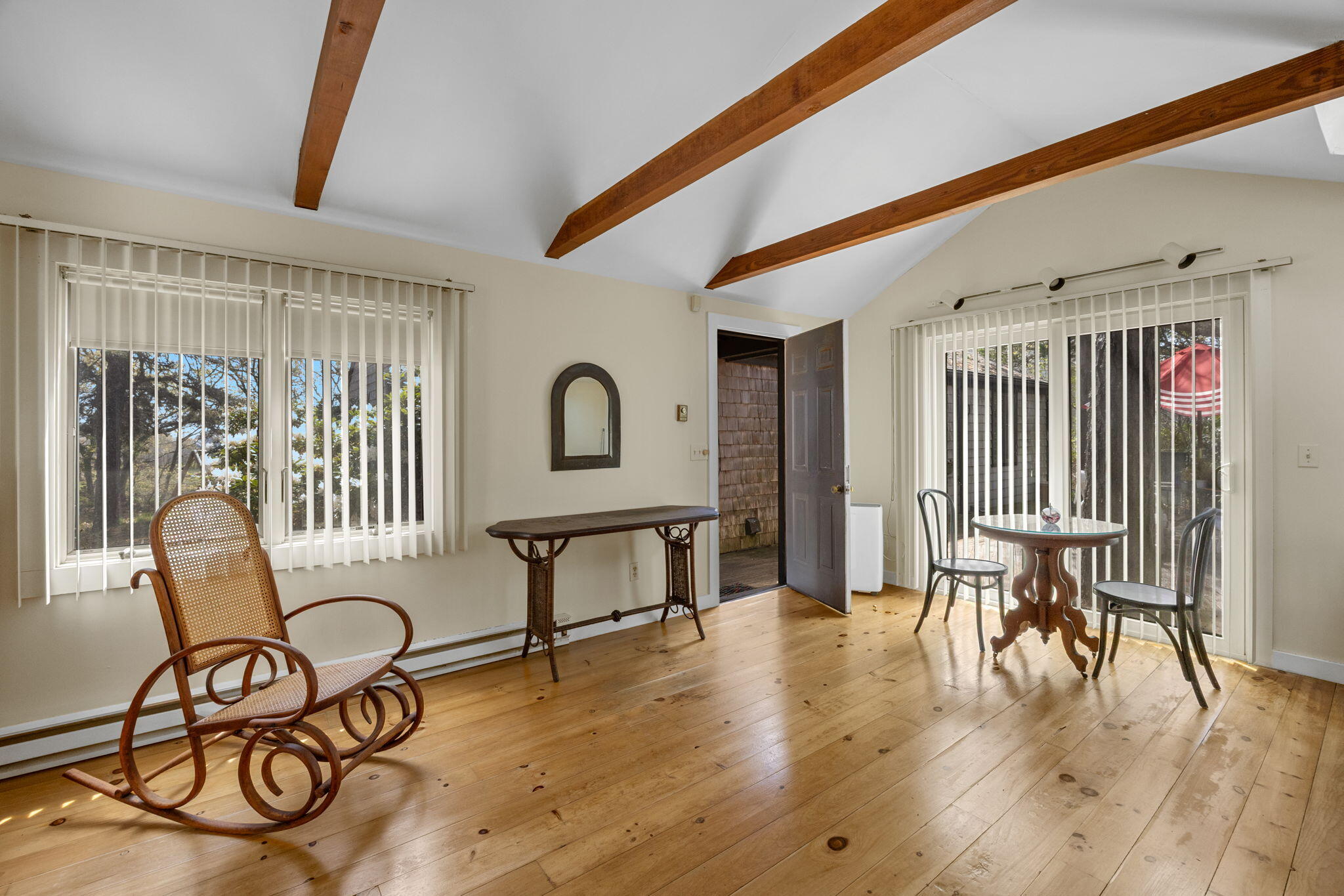 2 Brettwood Road