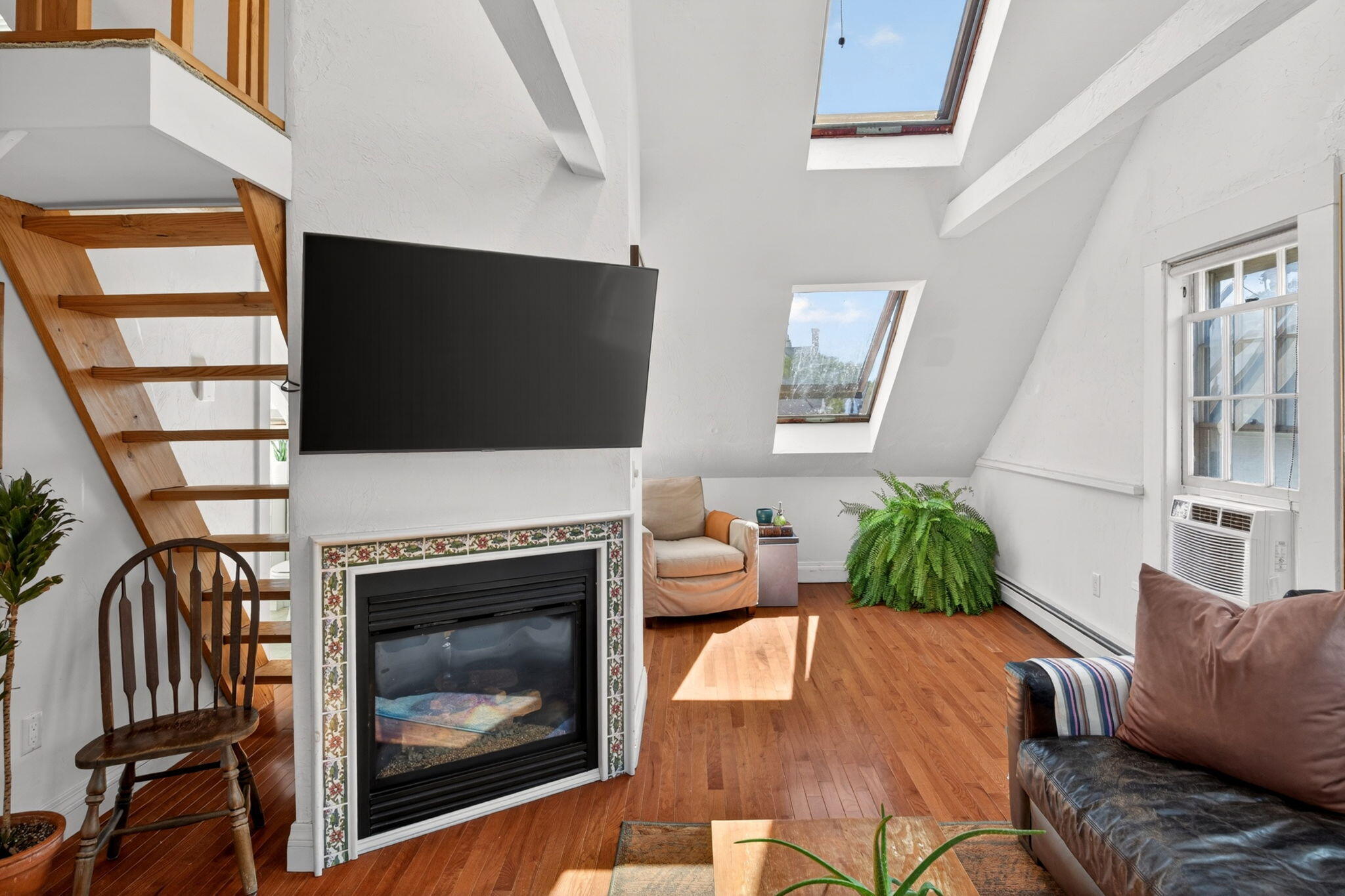 127 Bradford Street Unit 4