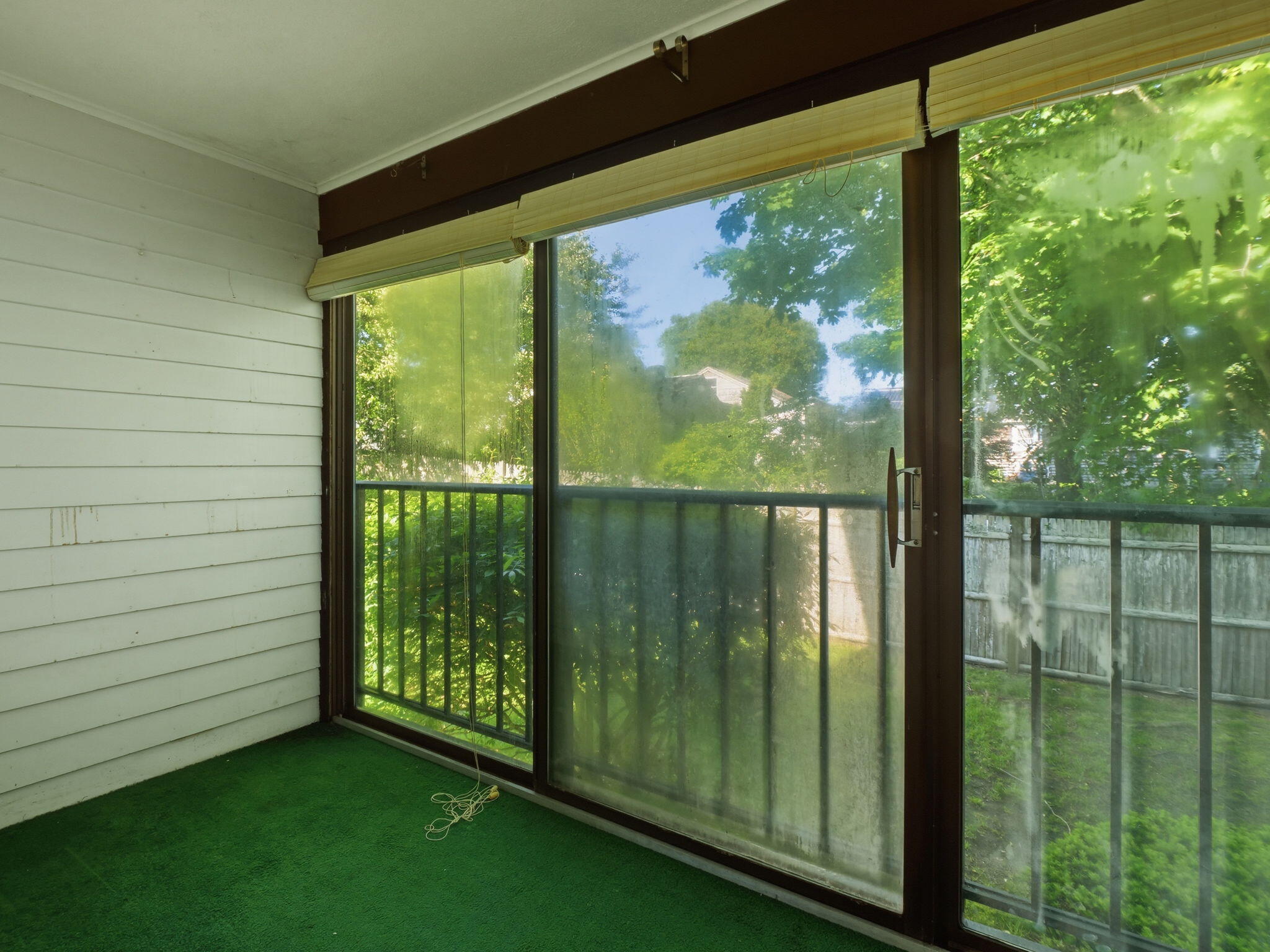 12 Candlewood Lane APT 1 Unit: APT 1-1