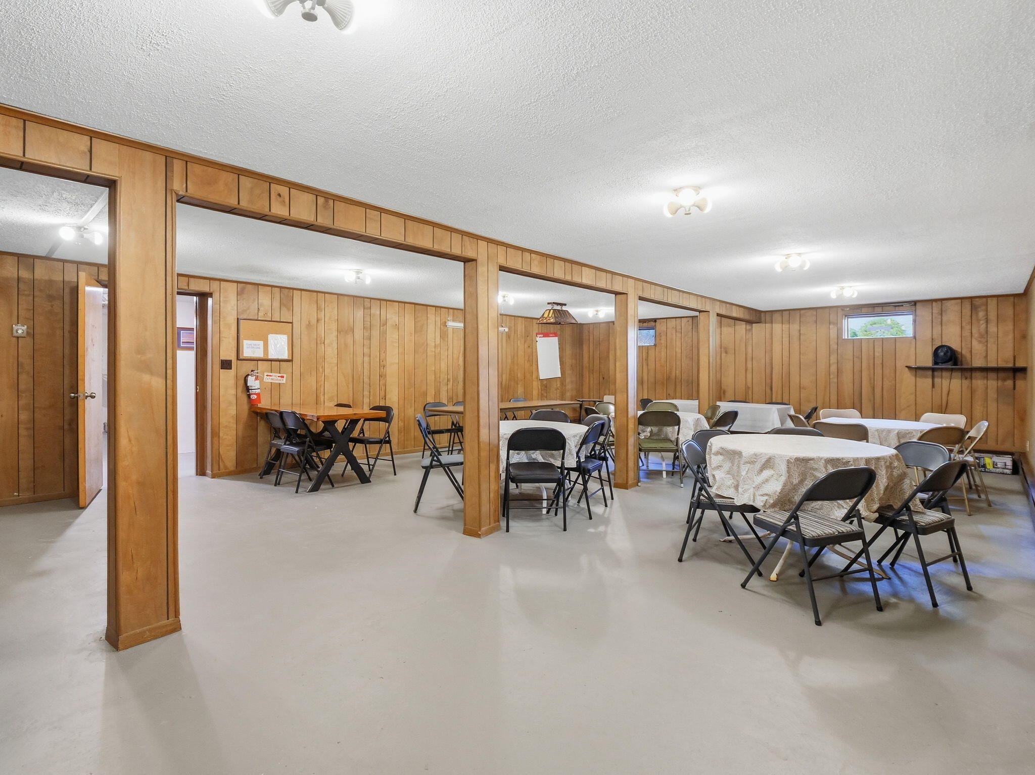 12 Candlewood Lane APT 1 Unit: APT 1-1