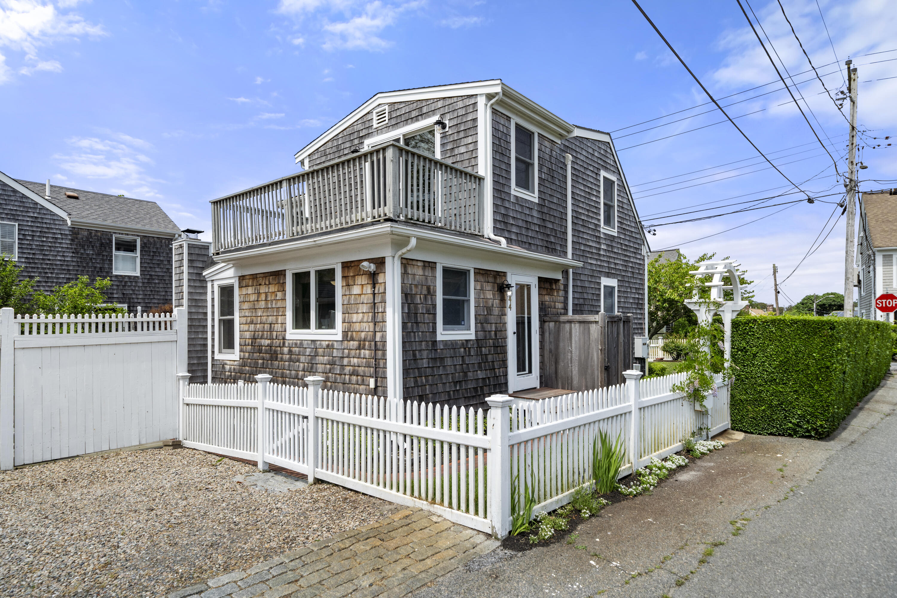 44 Pleasant Street
