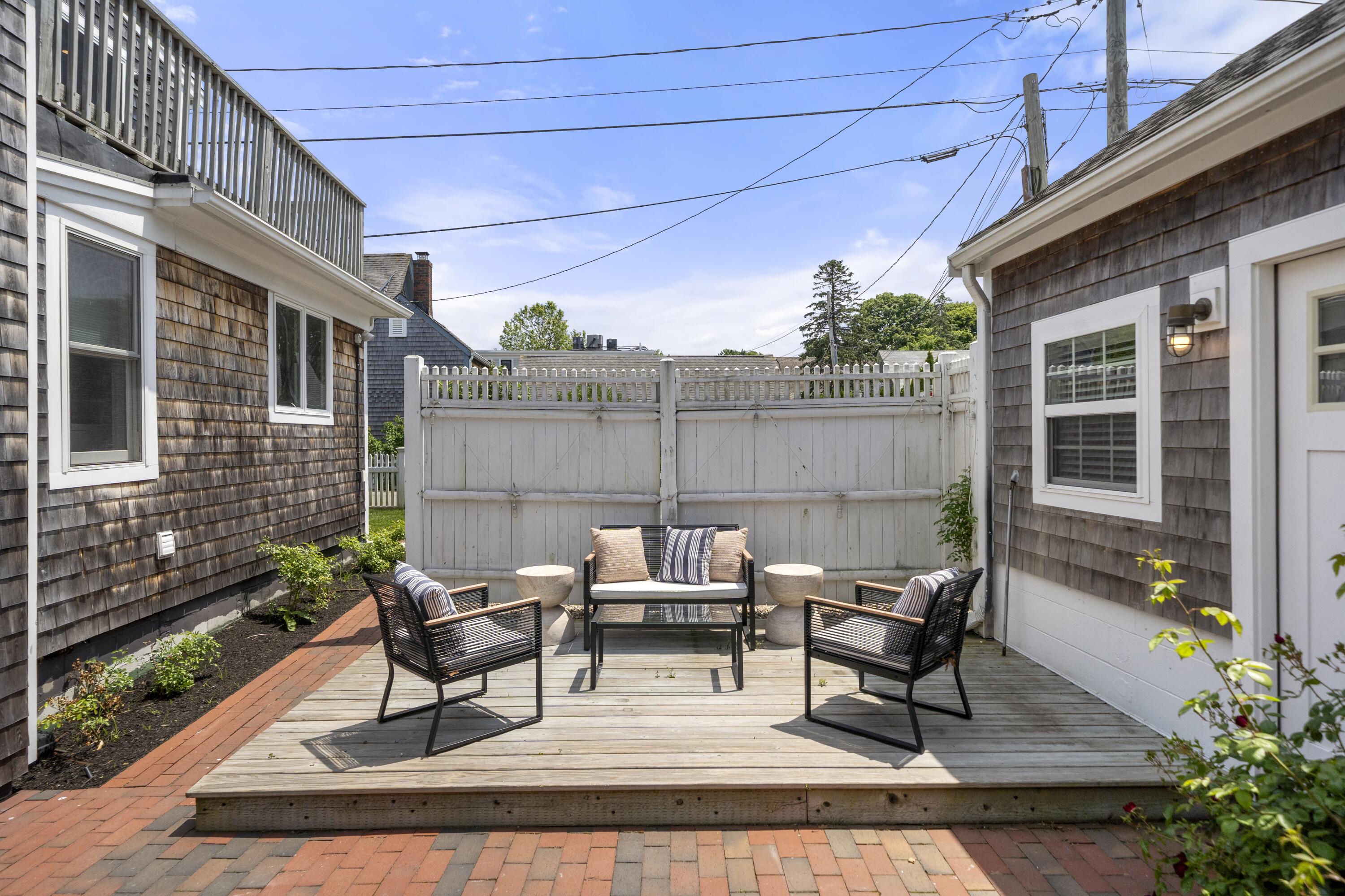 44 Pleasant Street