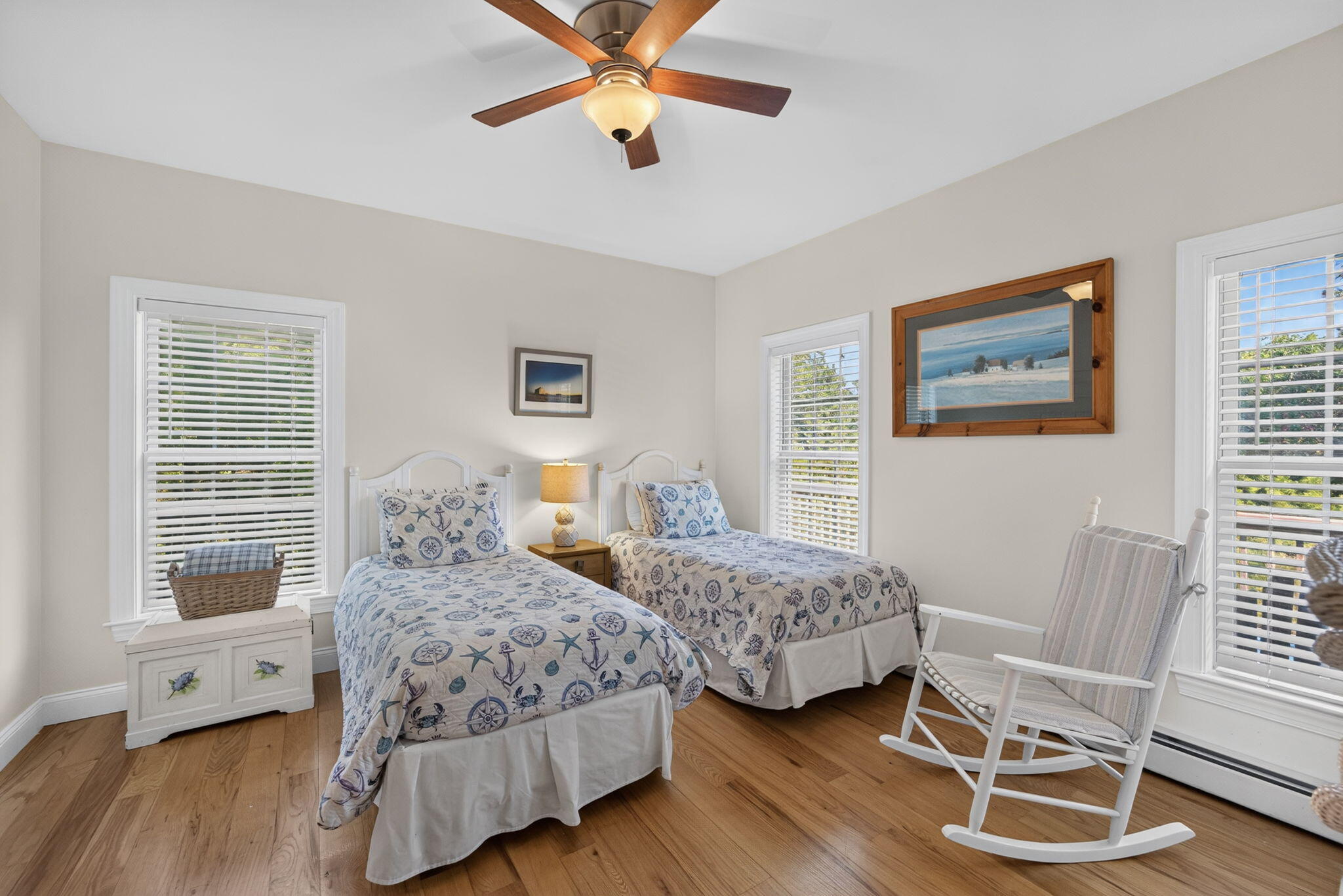 8 Leeward Passage