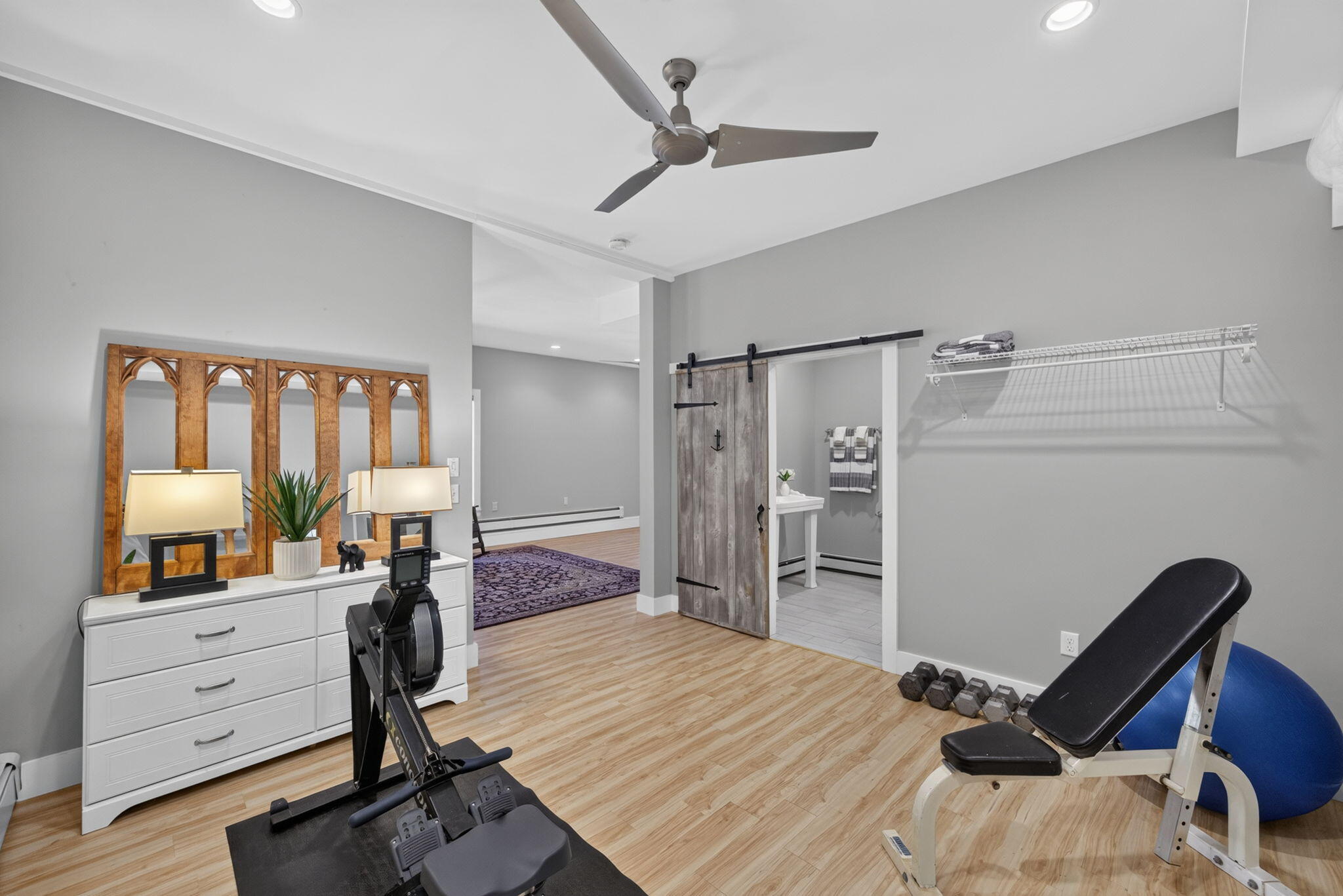 8 Leeward Passage
