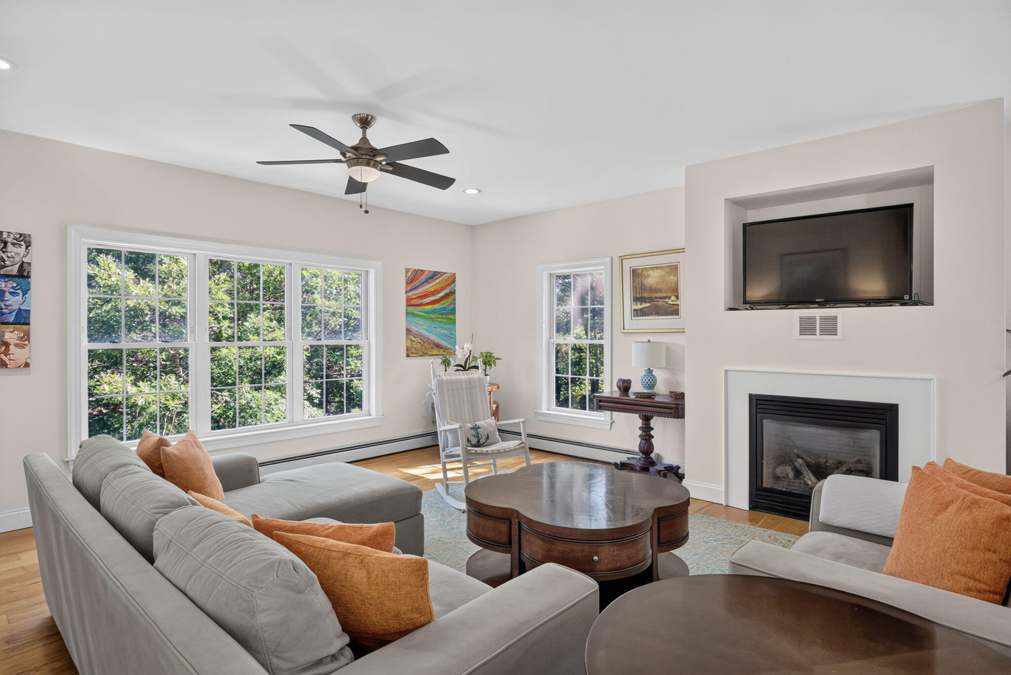 8 Leeward Passage