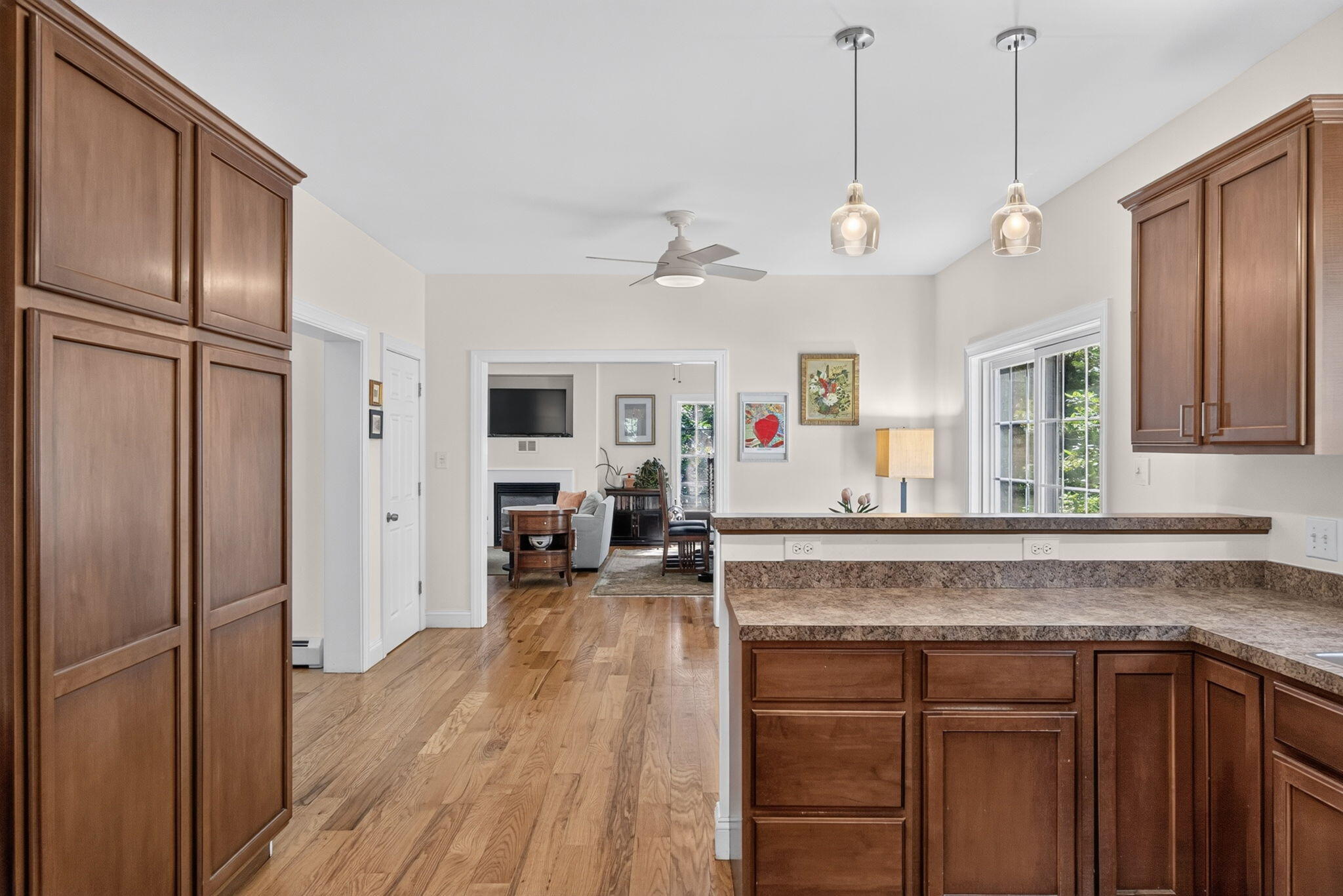 8 Leeward Passage