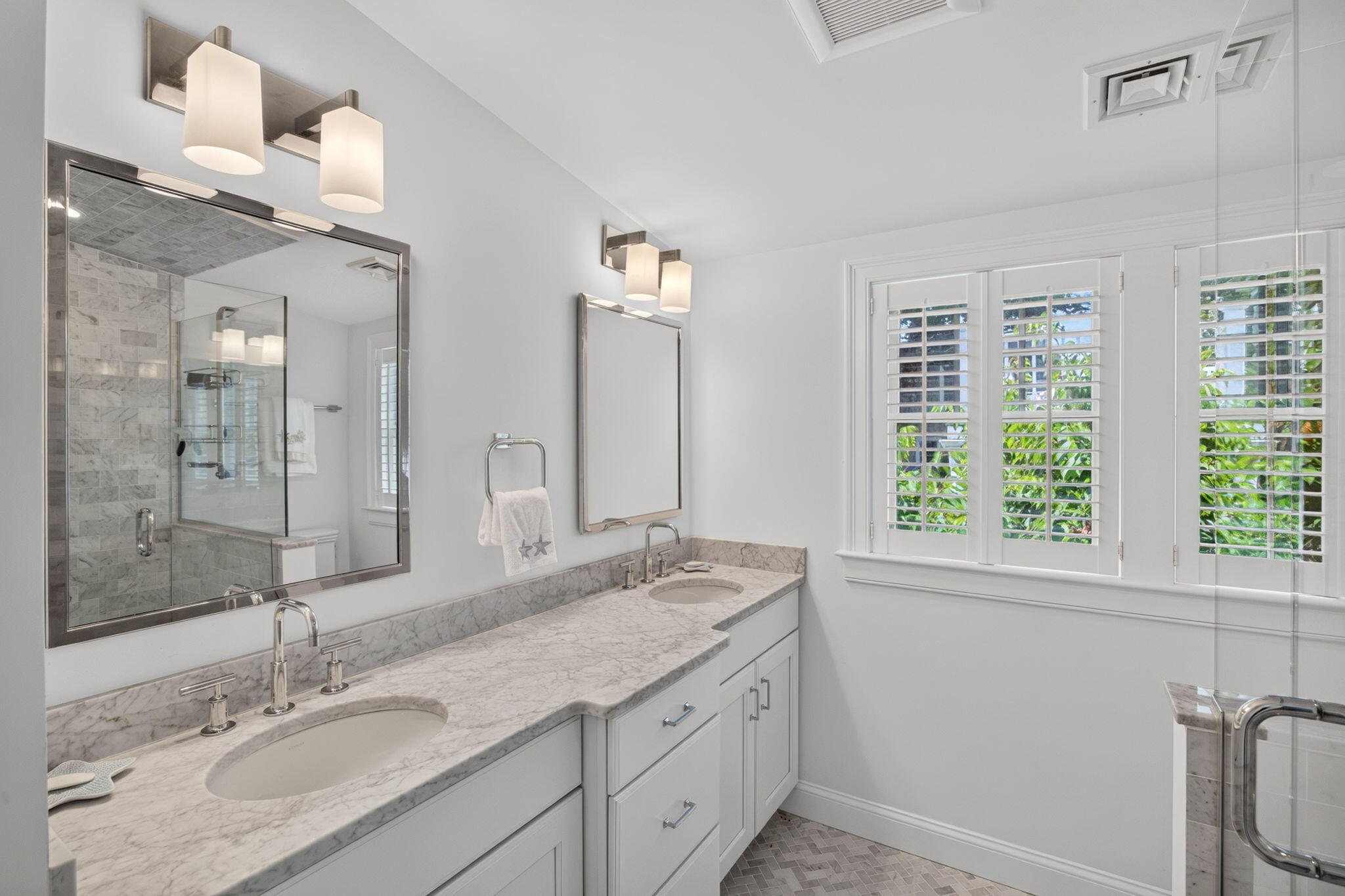 739 Main Street # 1E