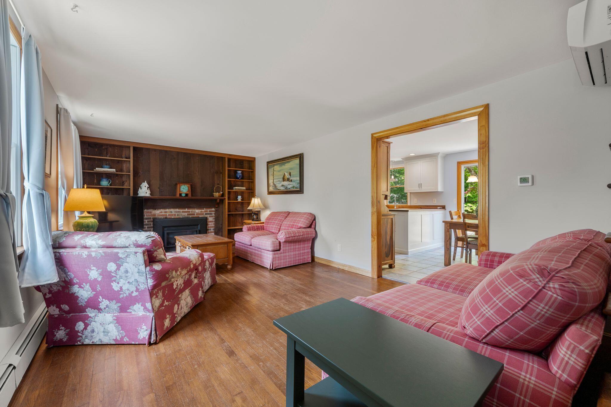 42 Indian Hill Road