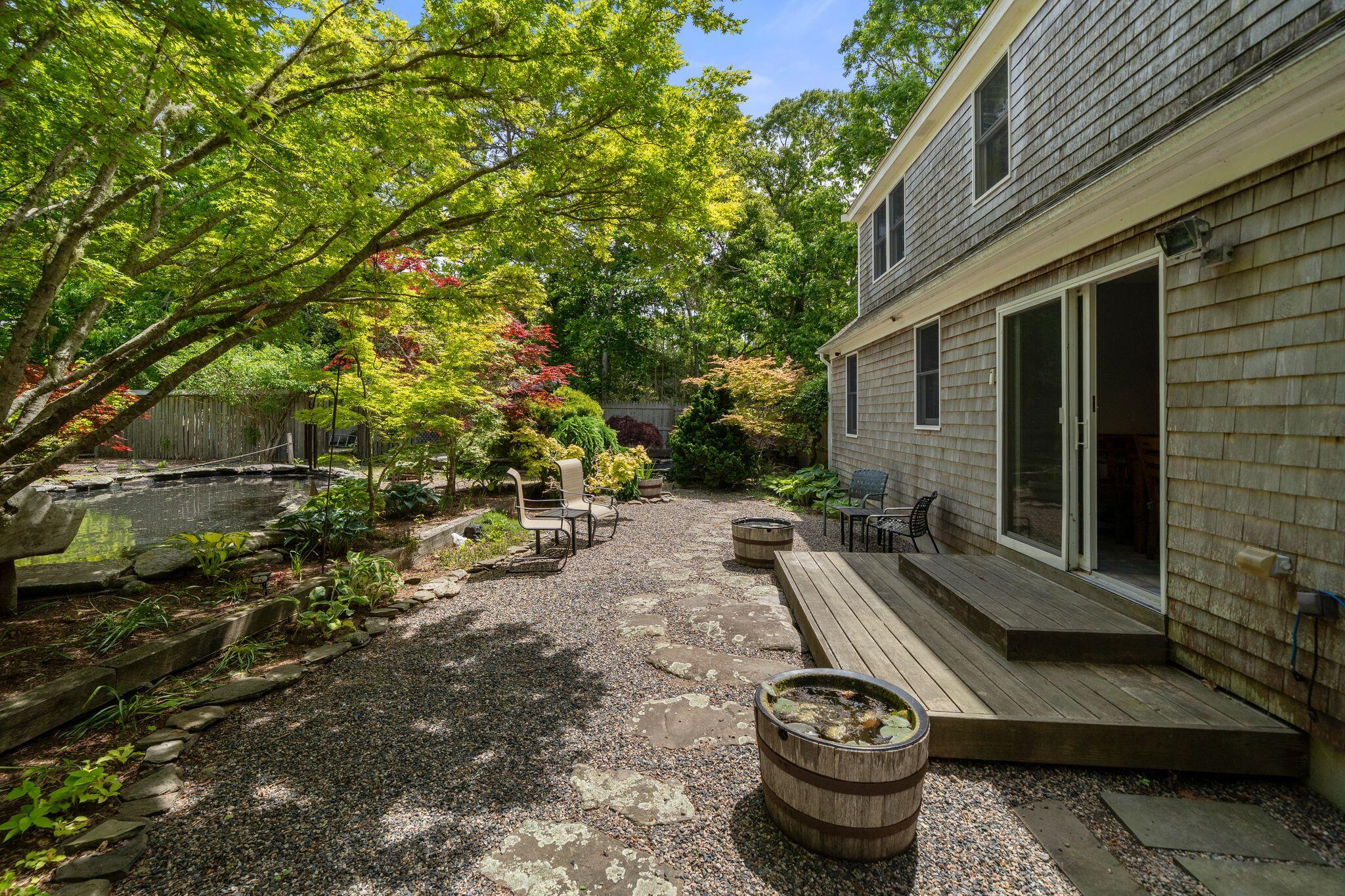 42 Indian Hill Road