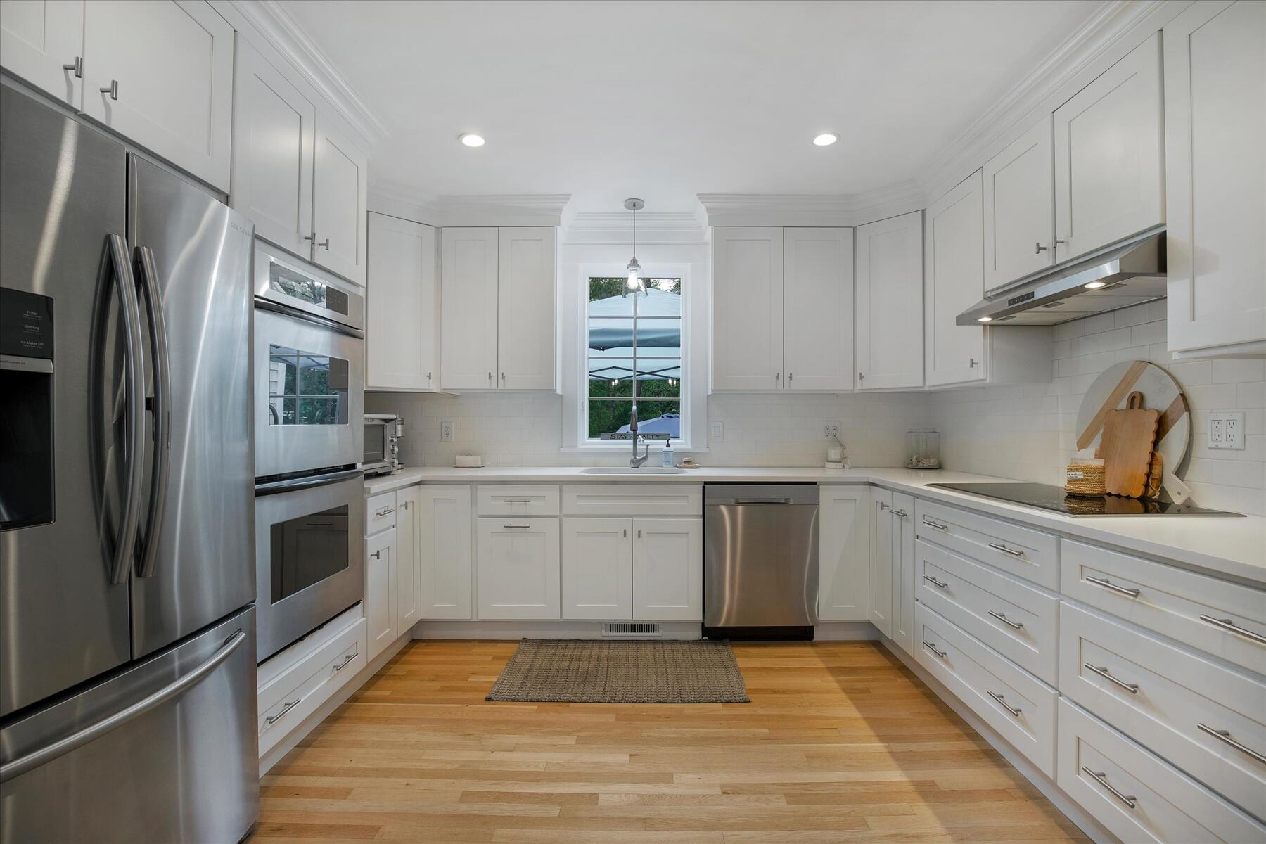 6 Bayview Road