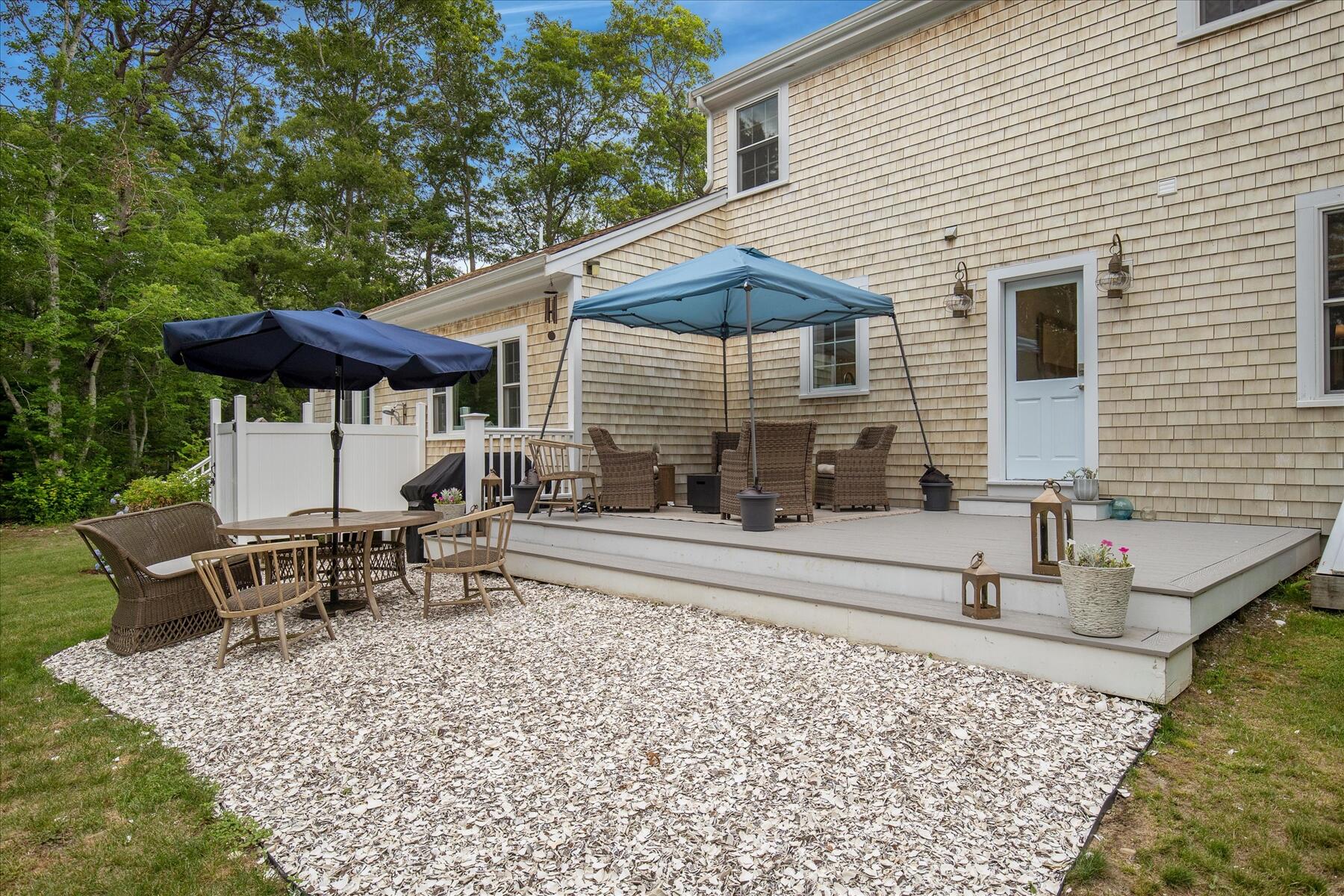 6 Bayview Road