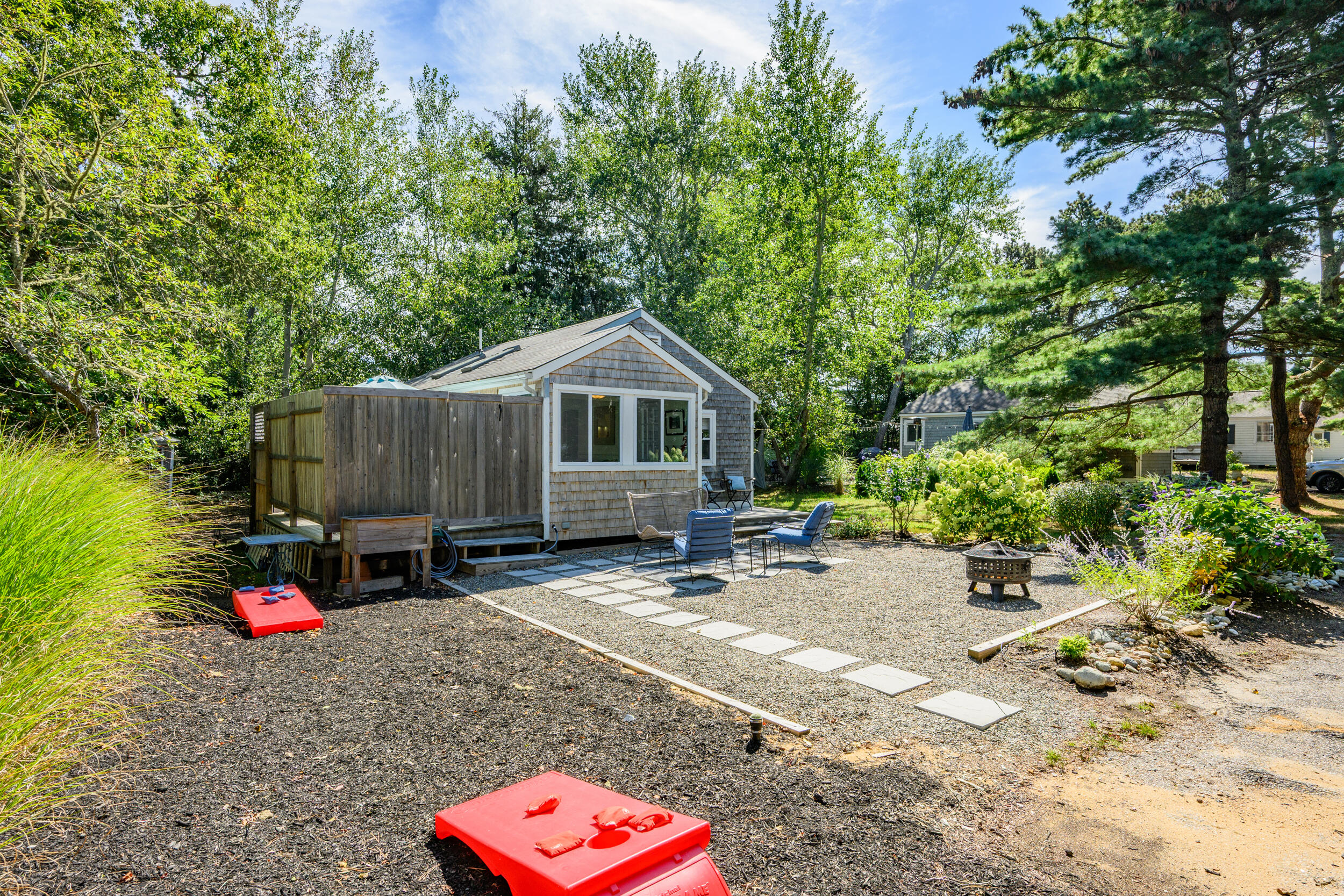 19 Captain Richards Way