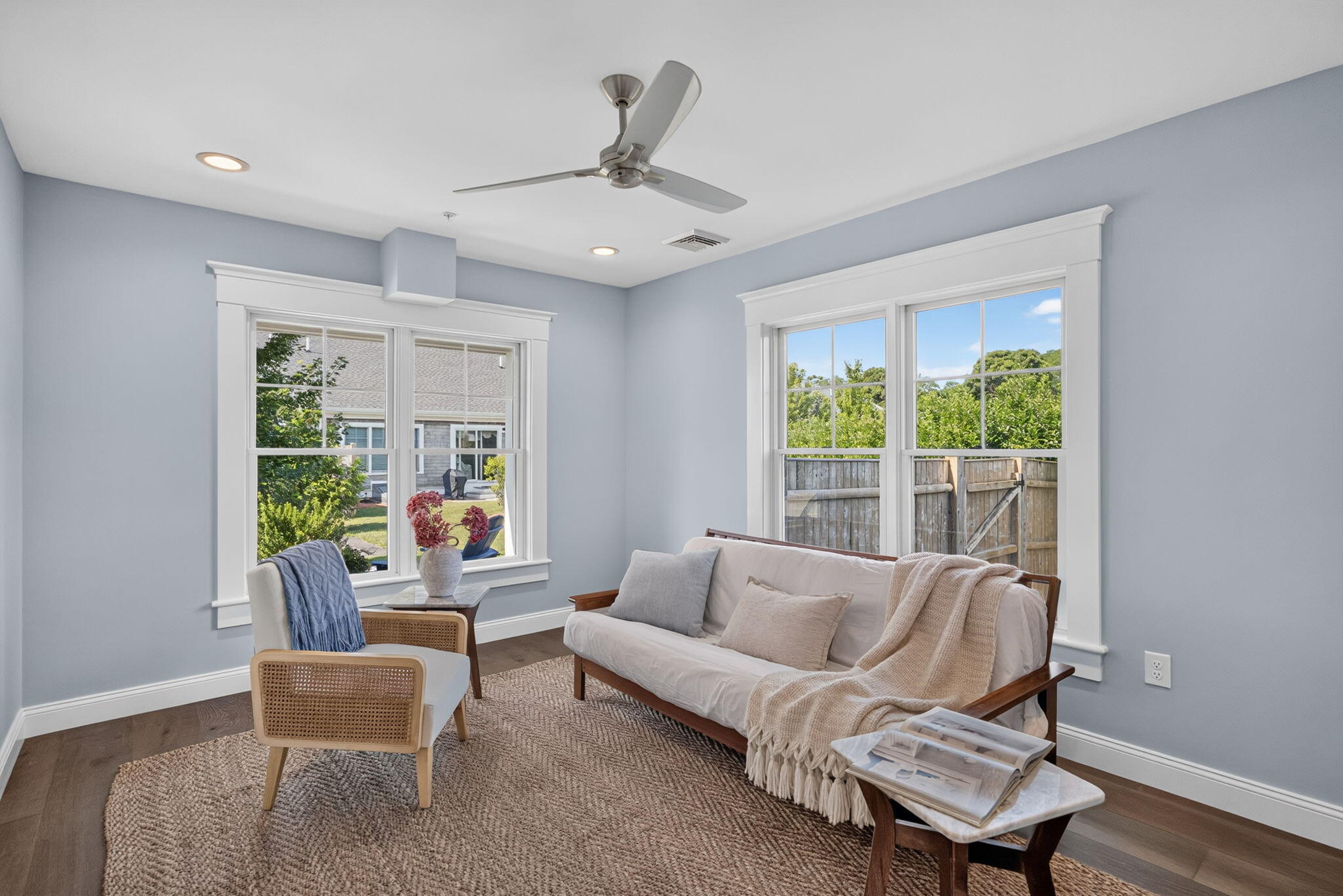8 Bank Street UNIT 8