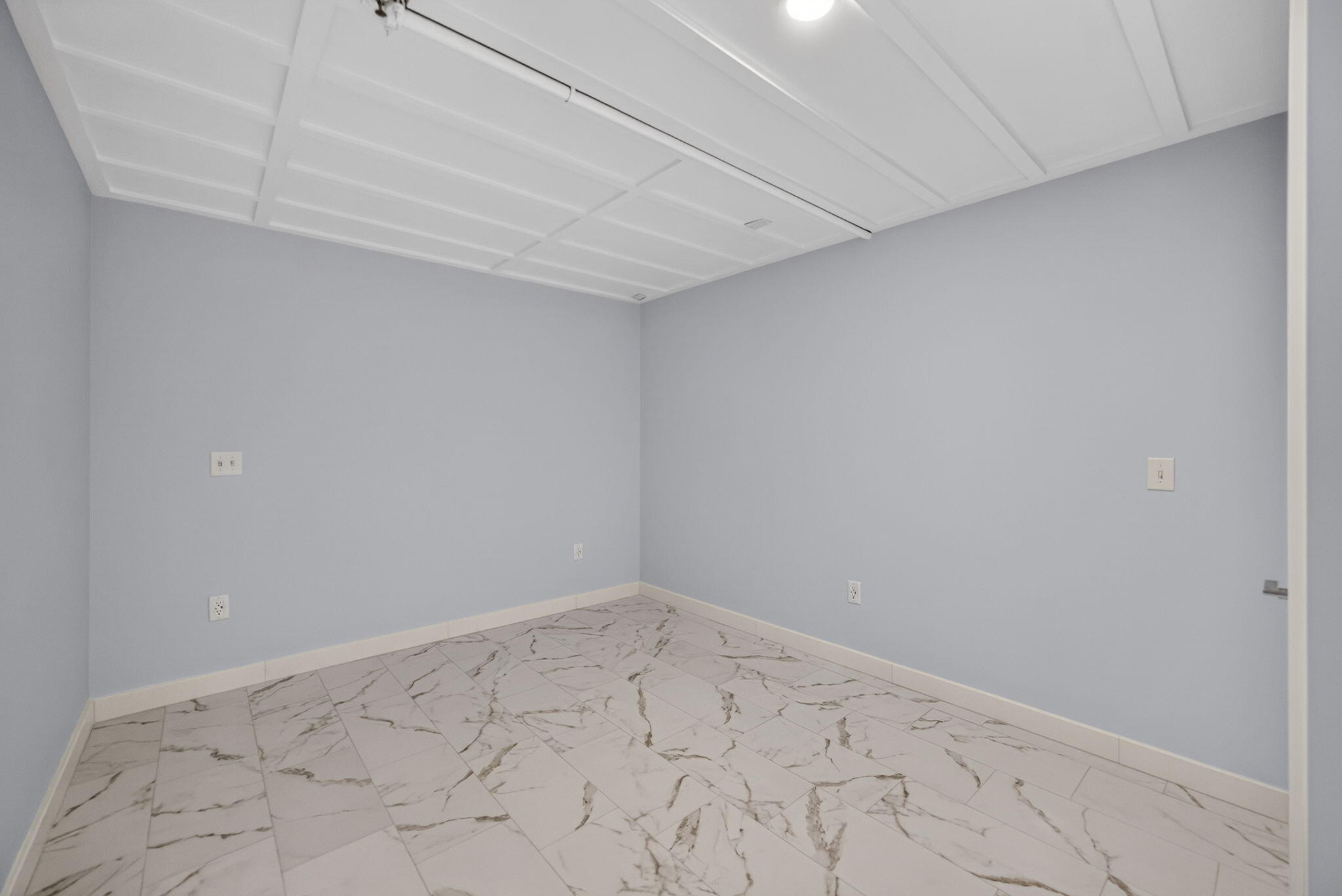 8 Bank Street UNIT 8