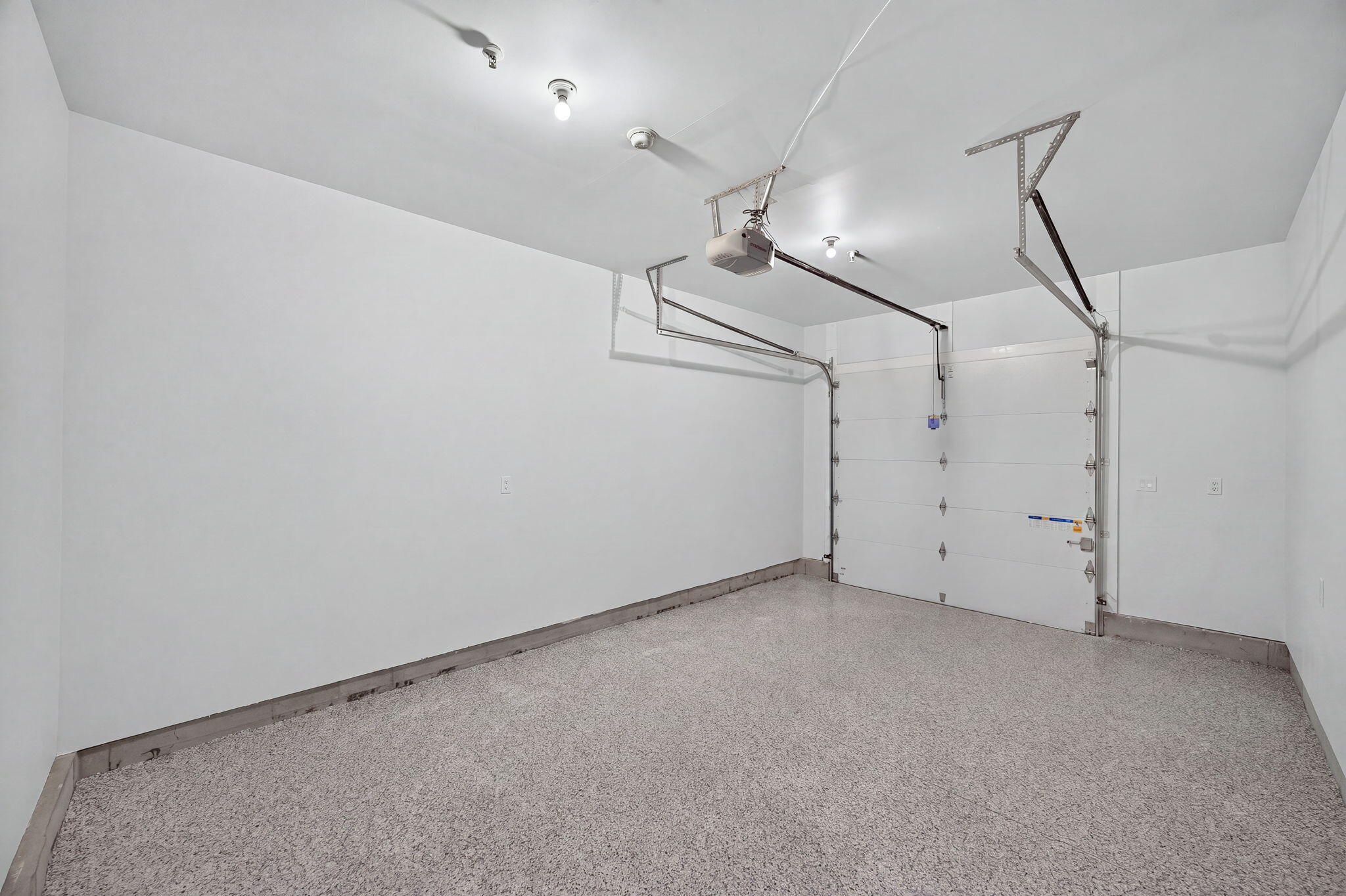 8 Bank Street UNIT 8