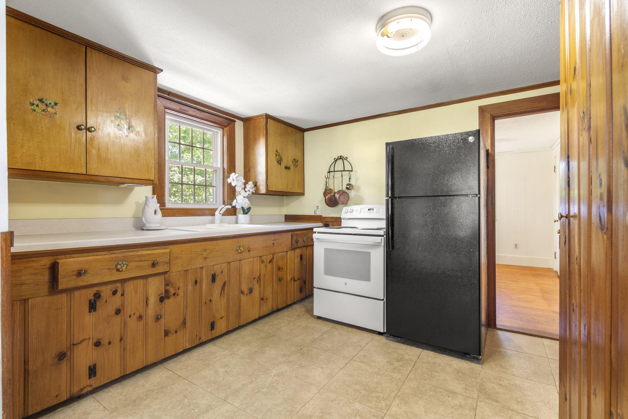 107 Shorewood Drive