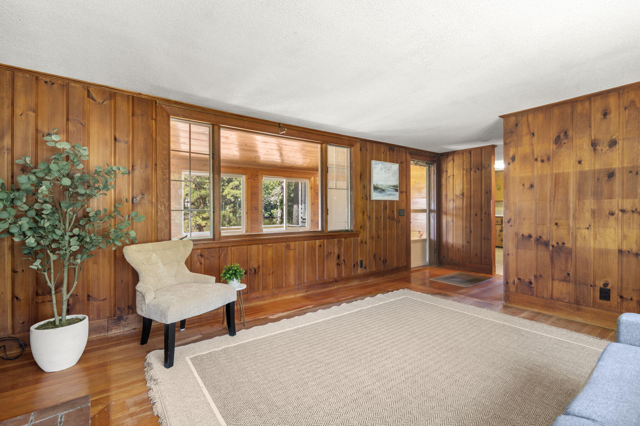 107 Shorewood Drive