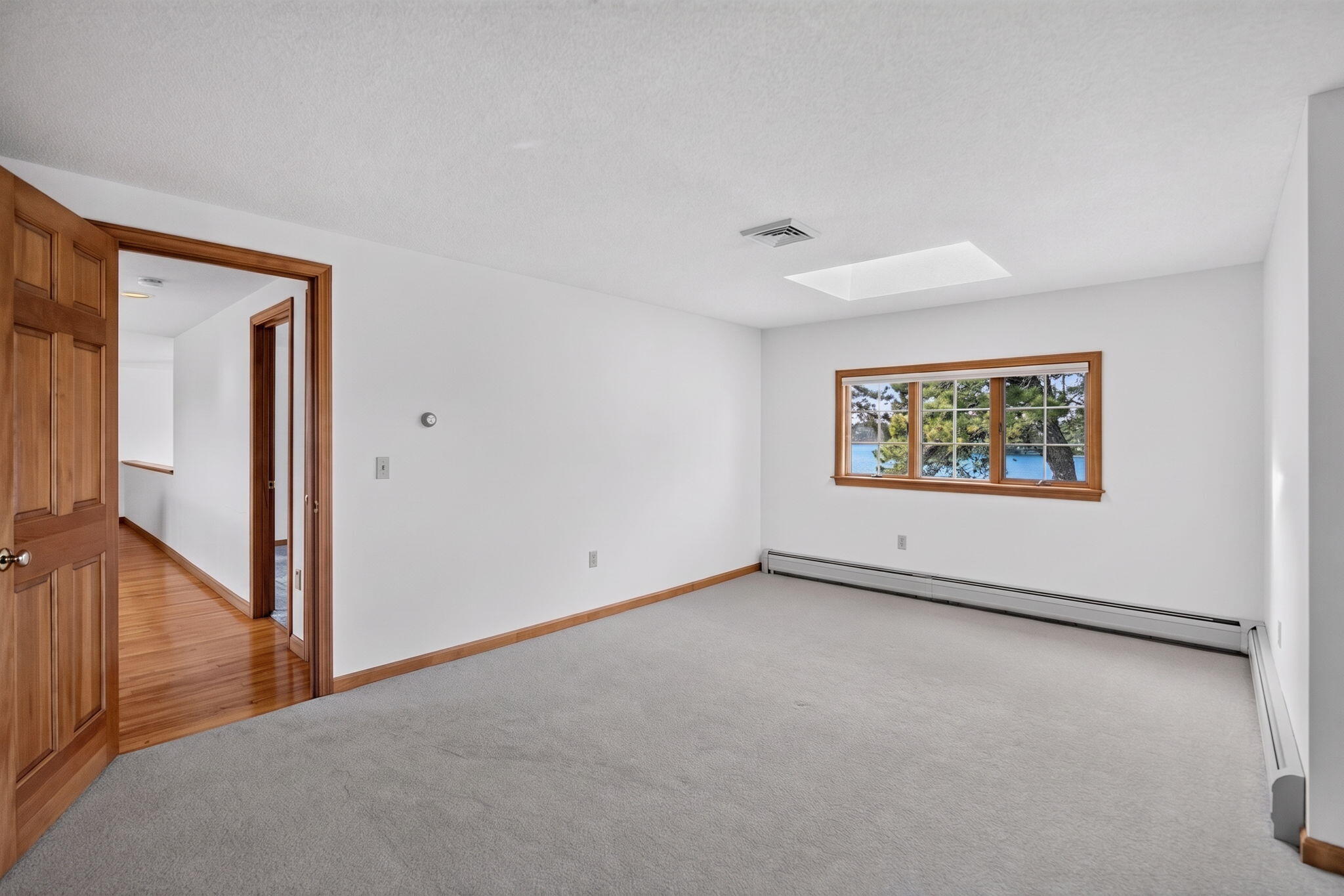 93 Cove Road