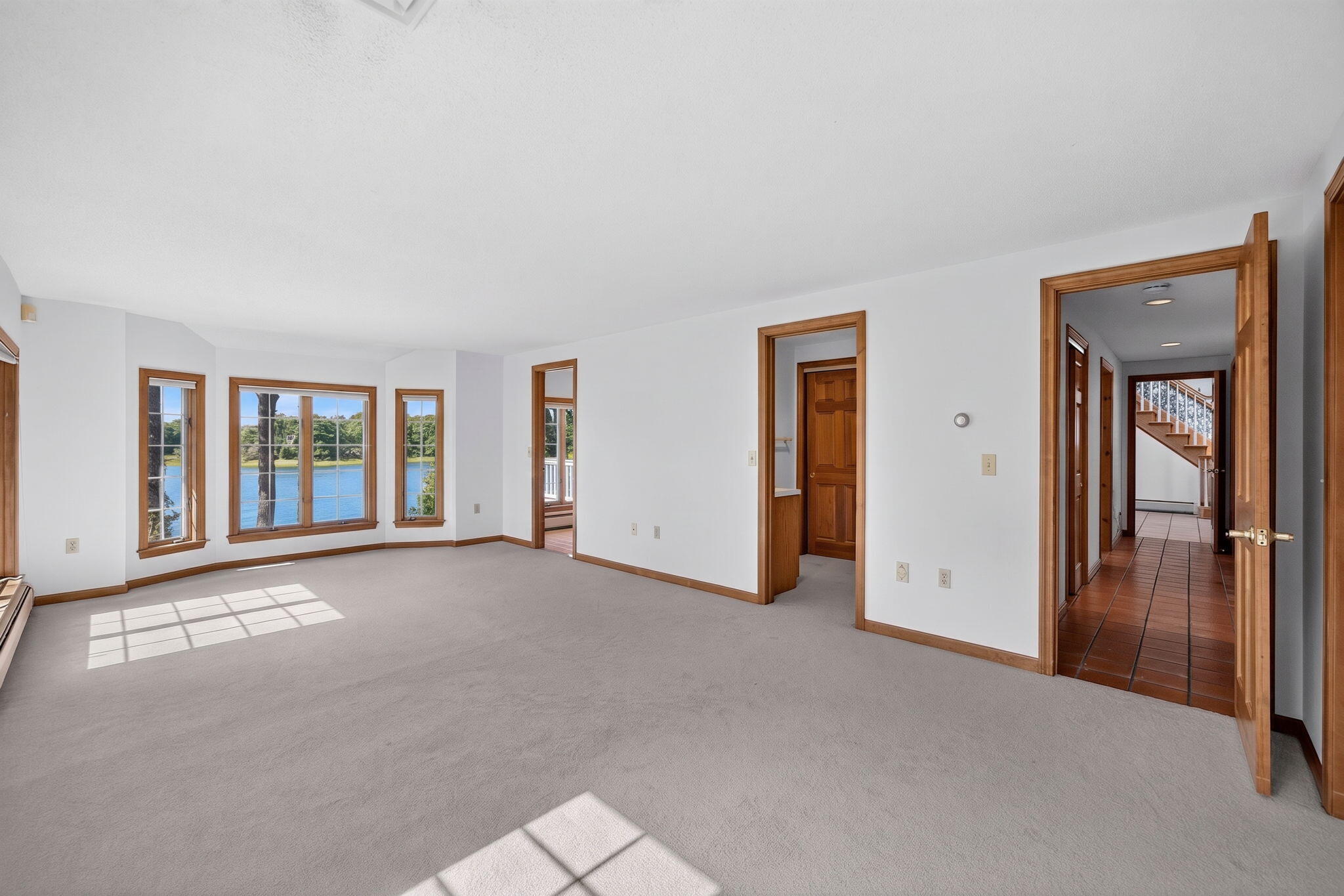 93 Cove Road